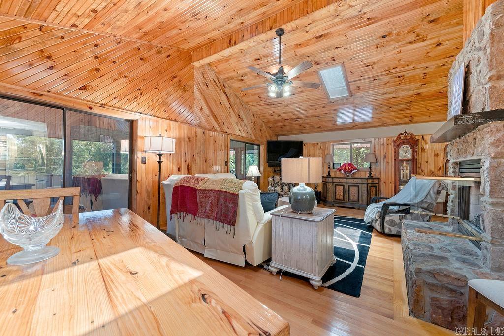 BELMONT ACRES - Residential