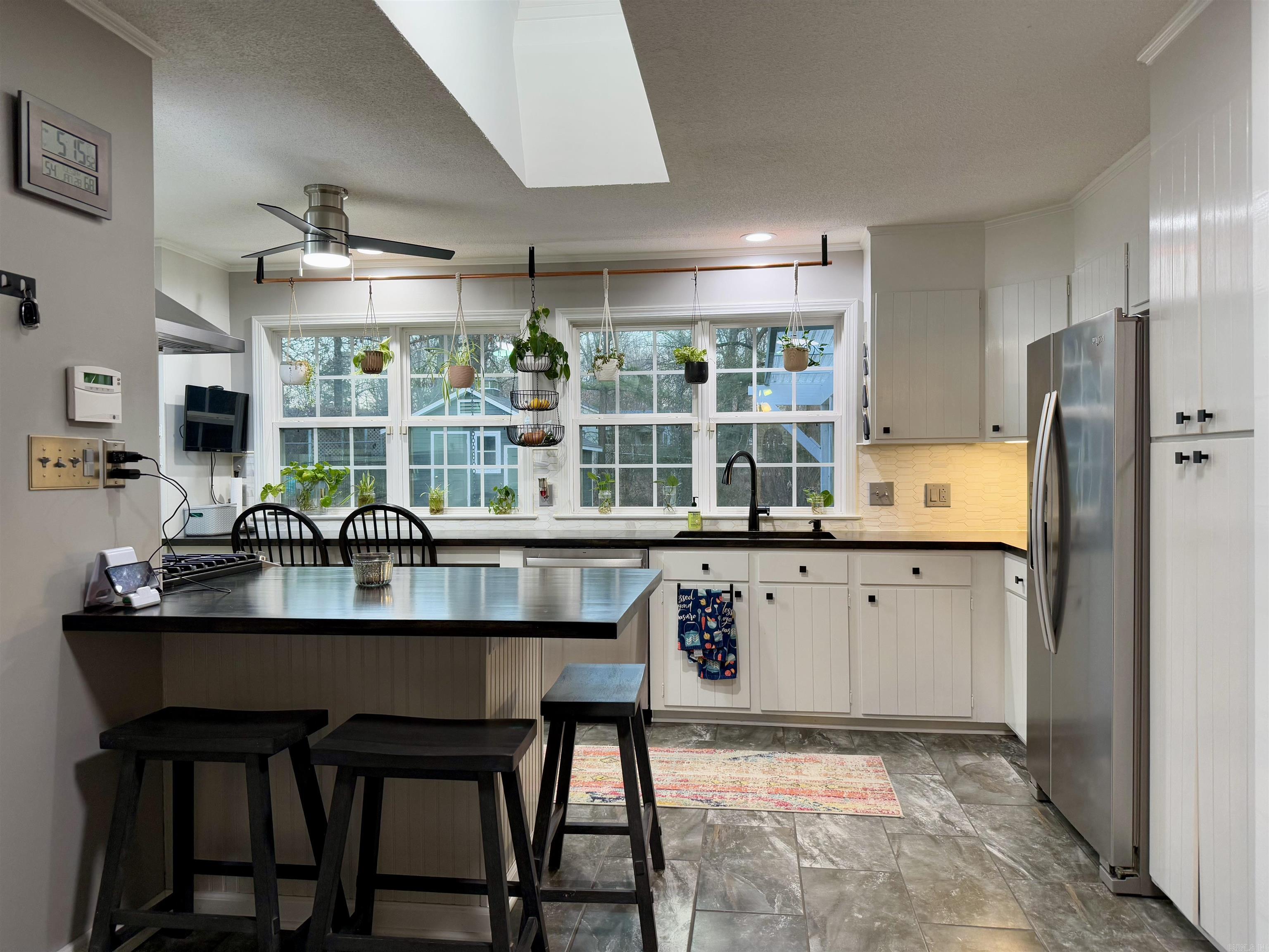 OAK HILLS ESTATES - Residential