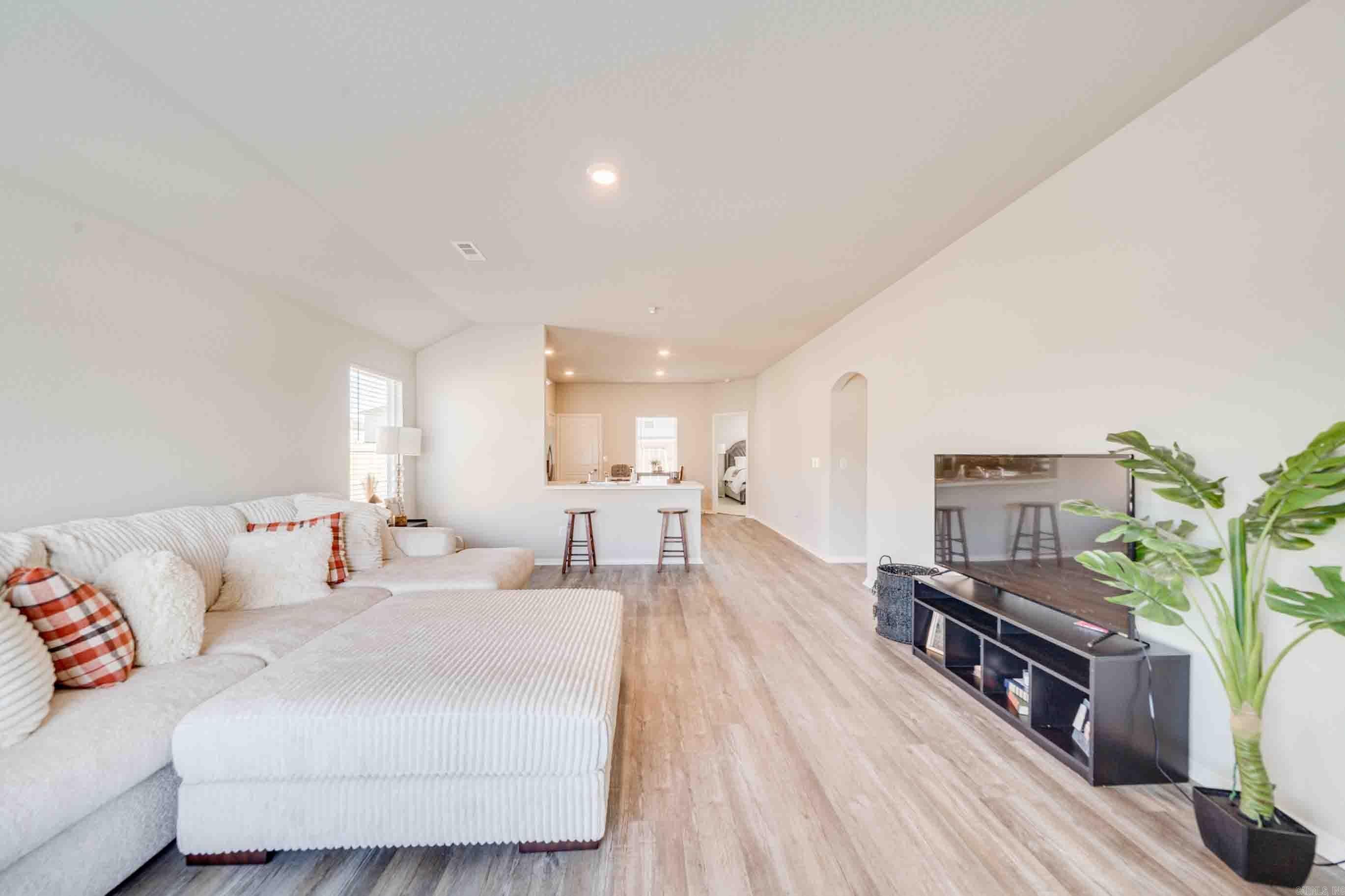 STAGECOACH MEADOWS - Residential