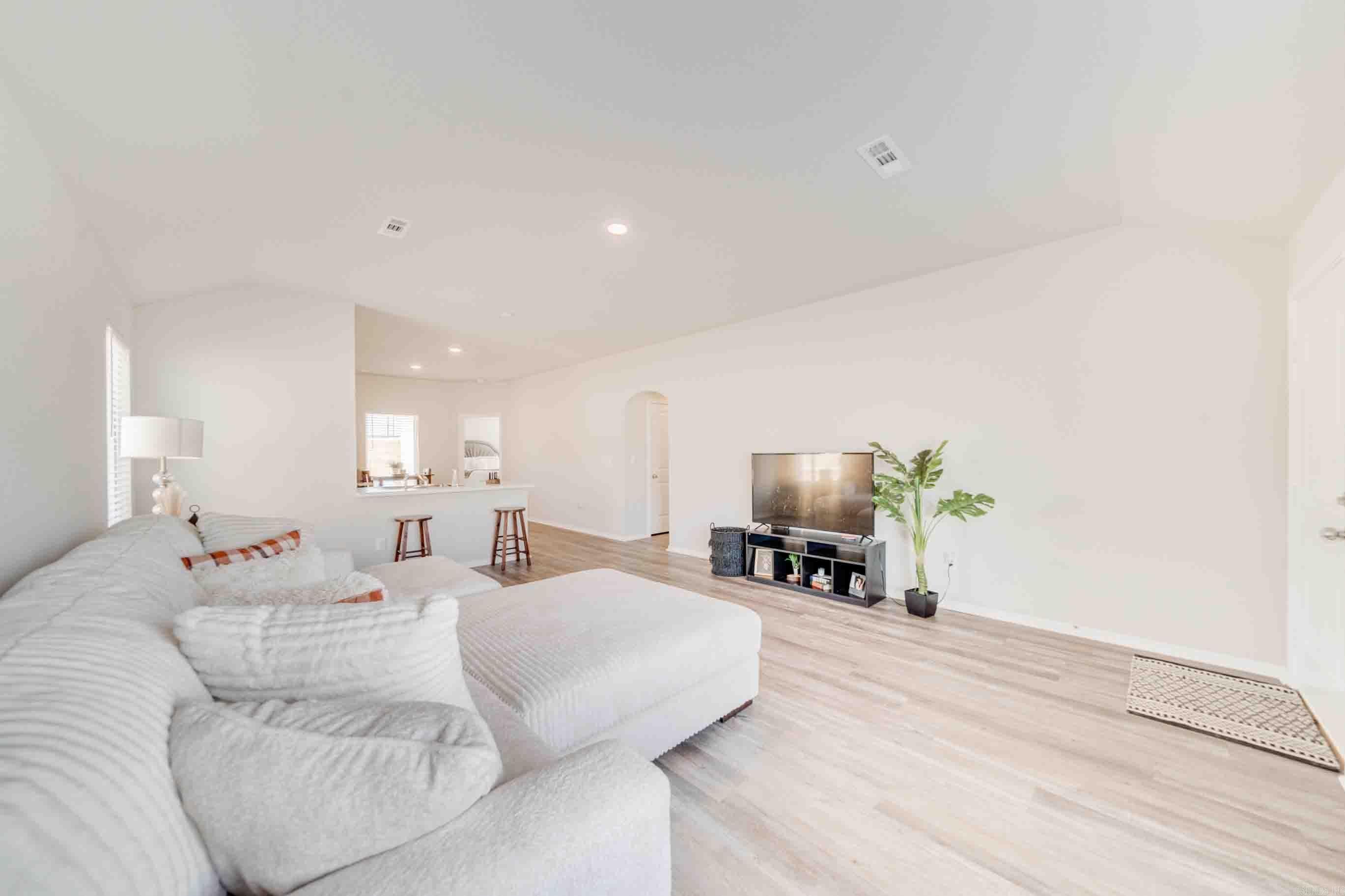 STAGECOACH MEADOWS - Residential