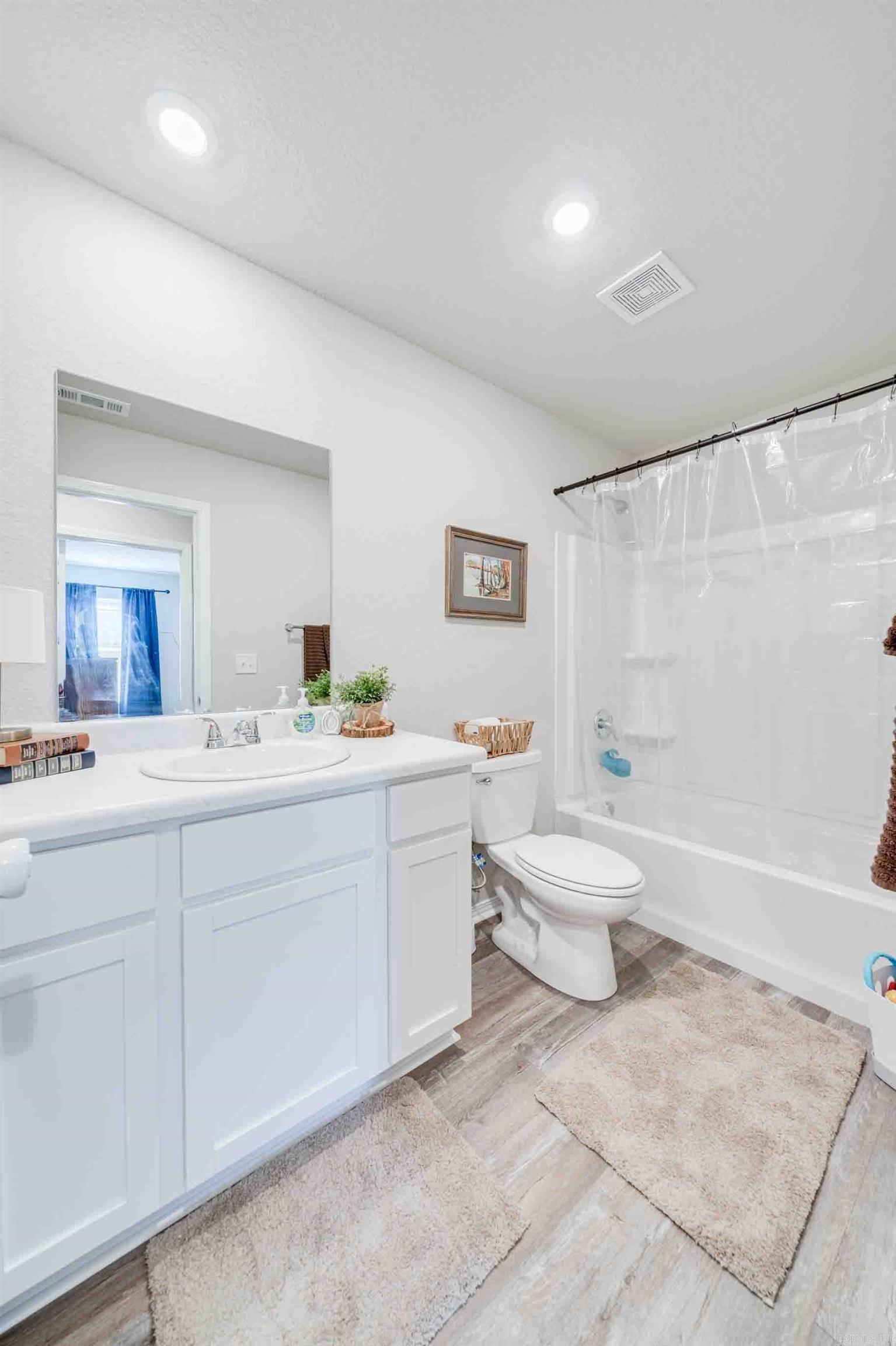 STAGECOACH MEADOWS - Residential