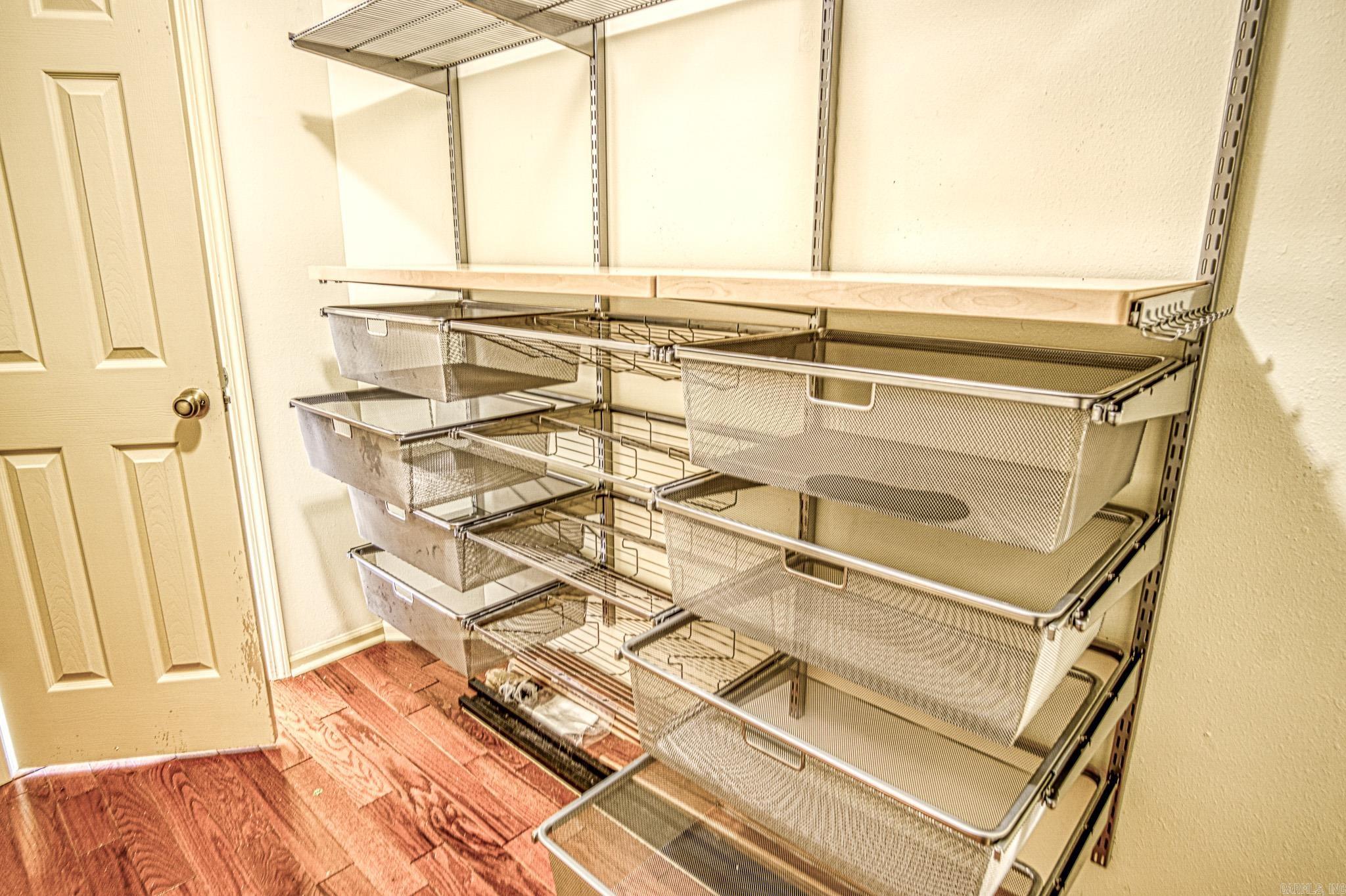 PALISANDRO - Residential