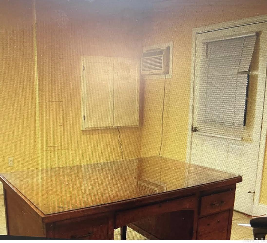 Metes & Bounds - Commercial Sale