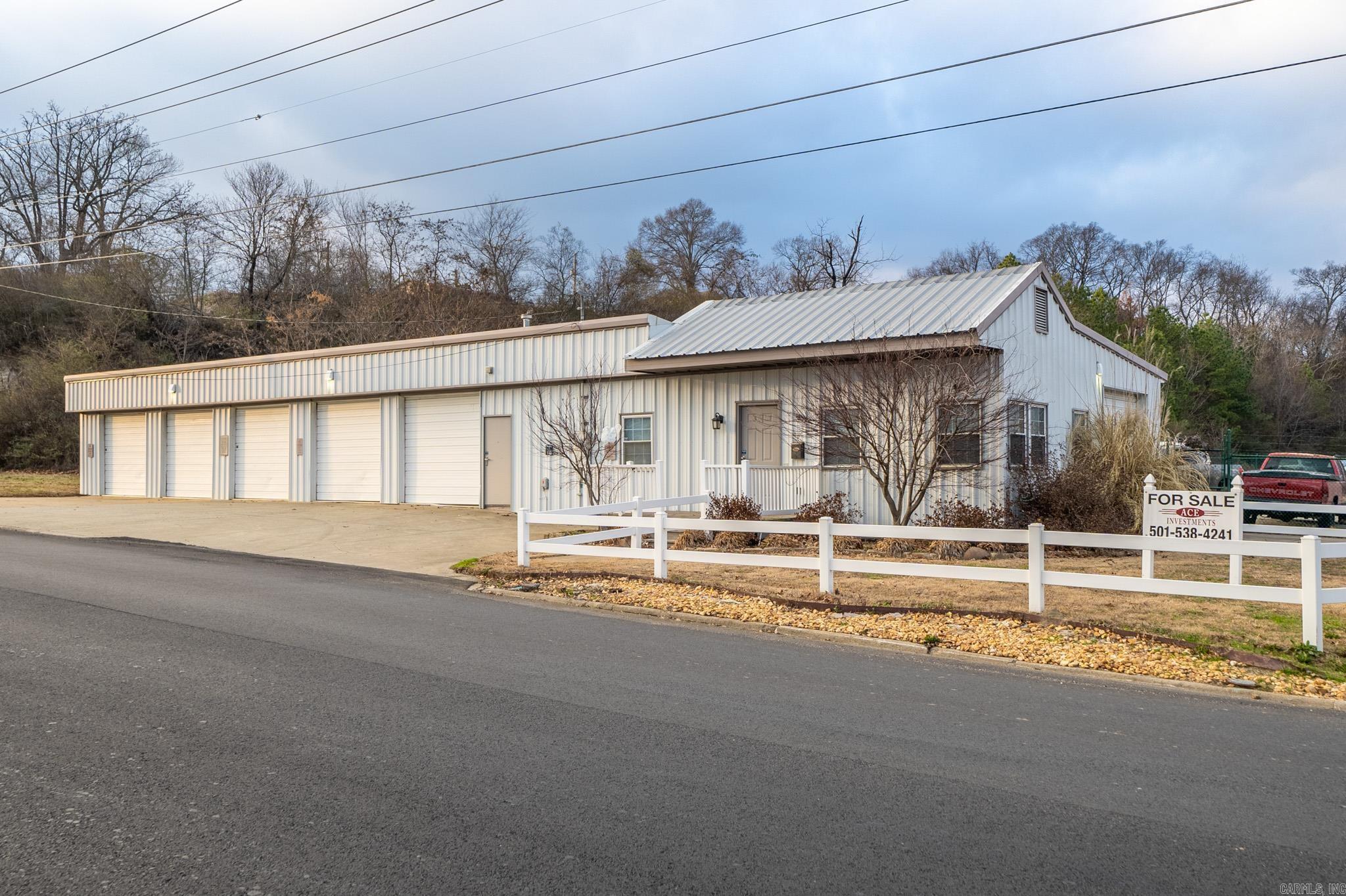 Metes & Bounds - Commercial Sale