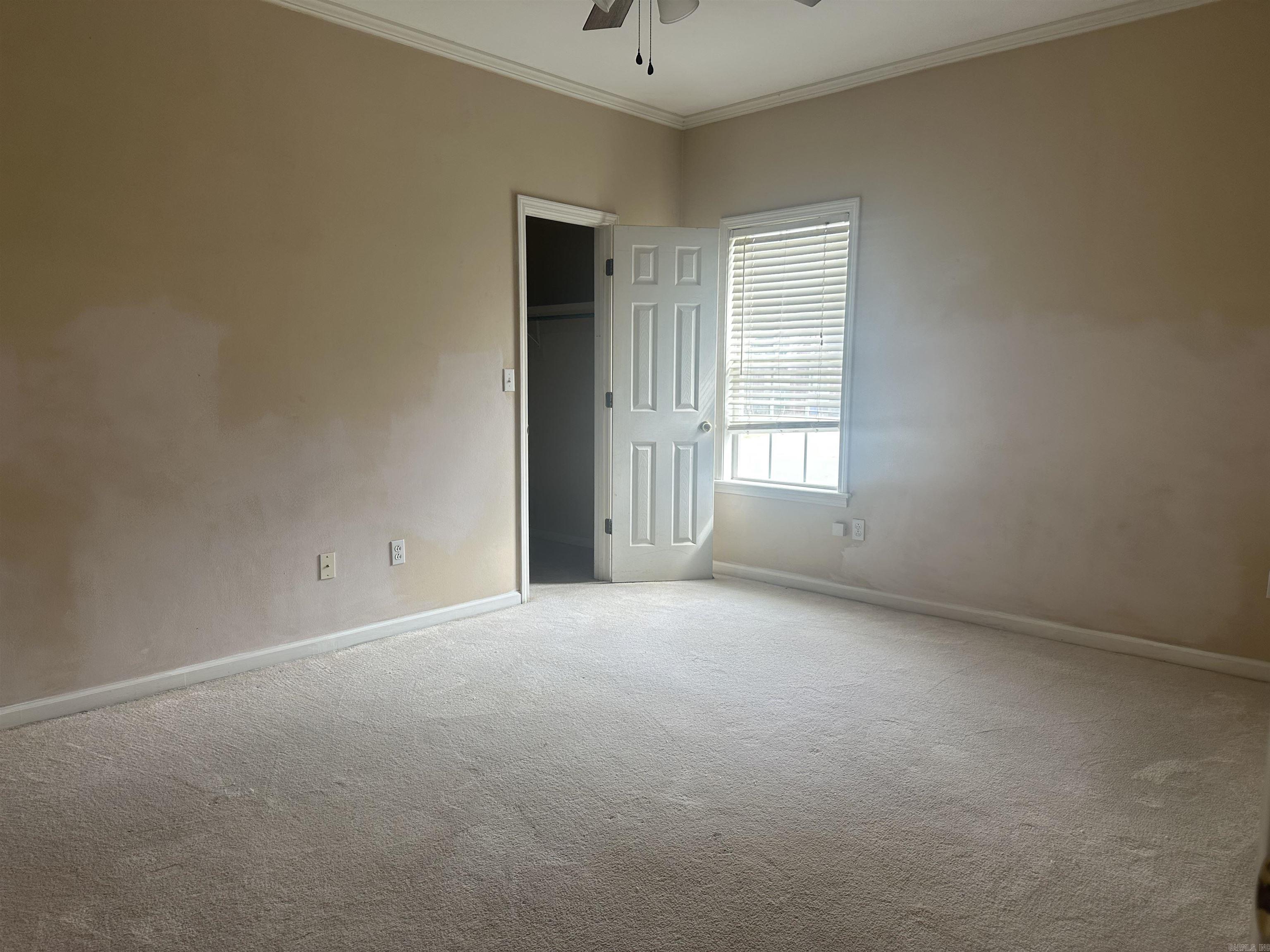 WOODLANDS HILLS - Residential