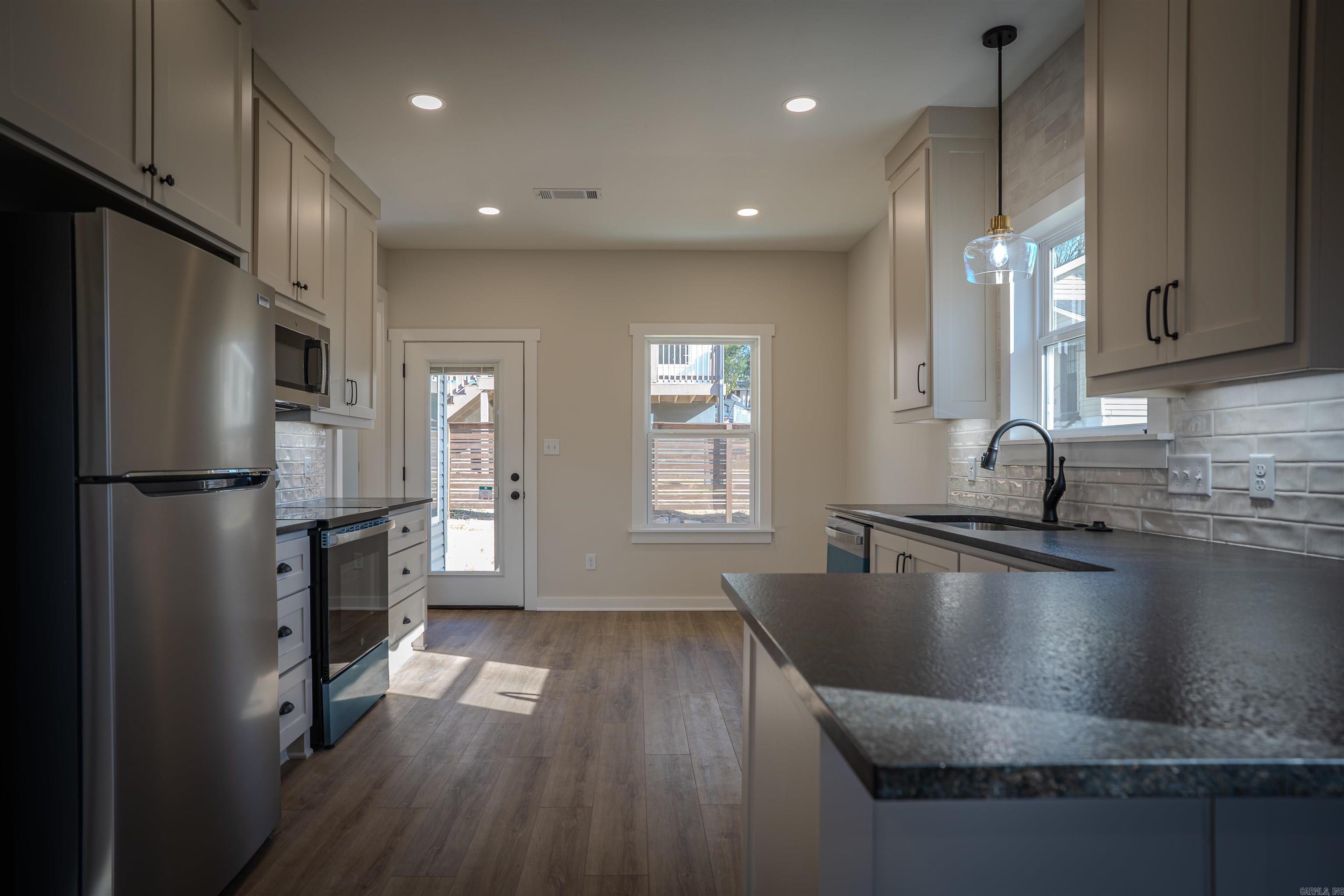 Dickson - Residential