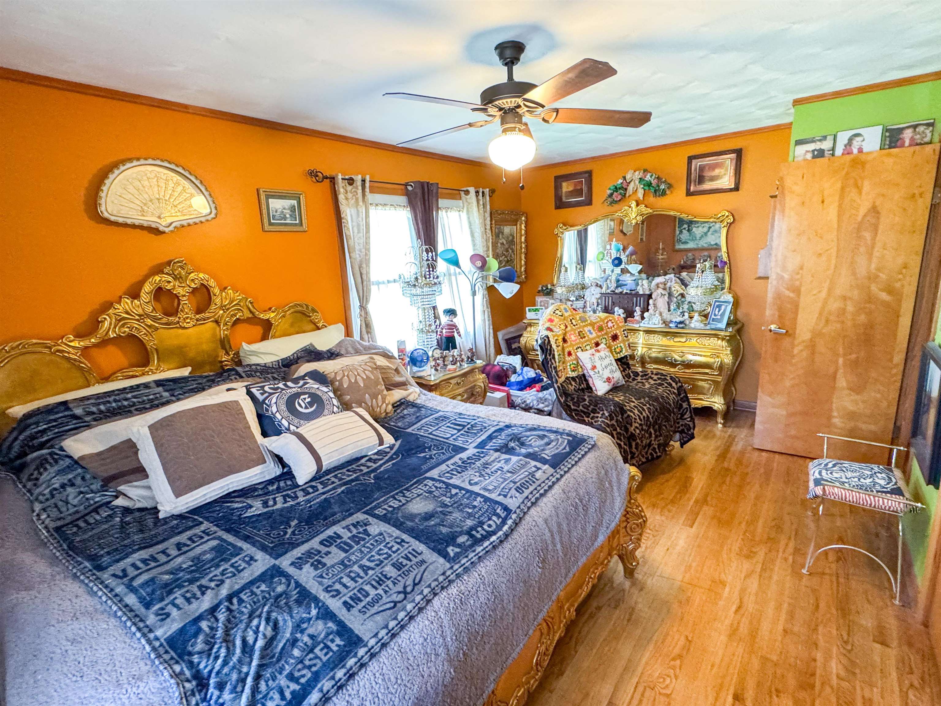 Thunderbird Second - Residential