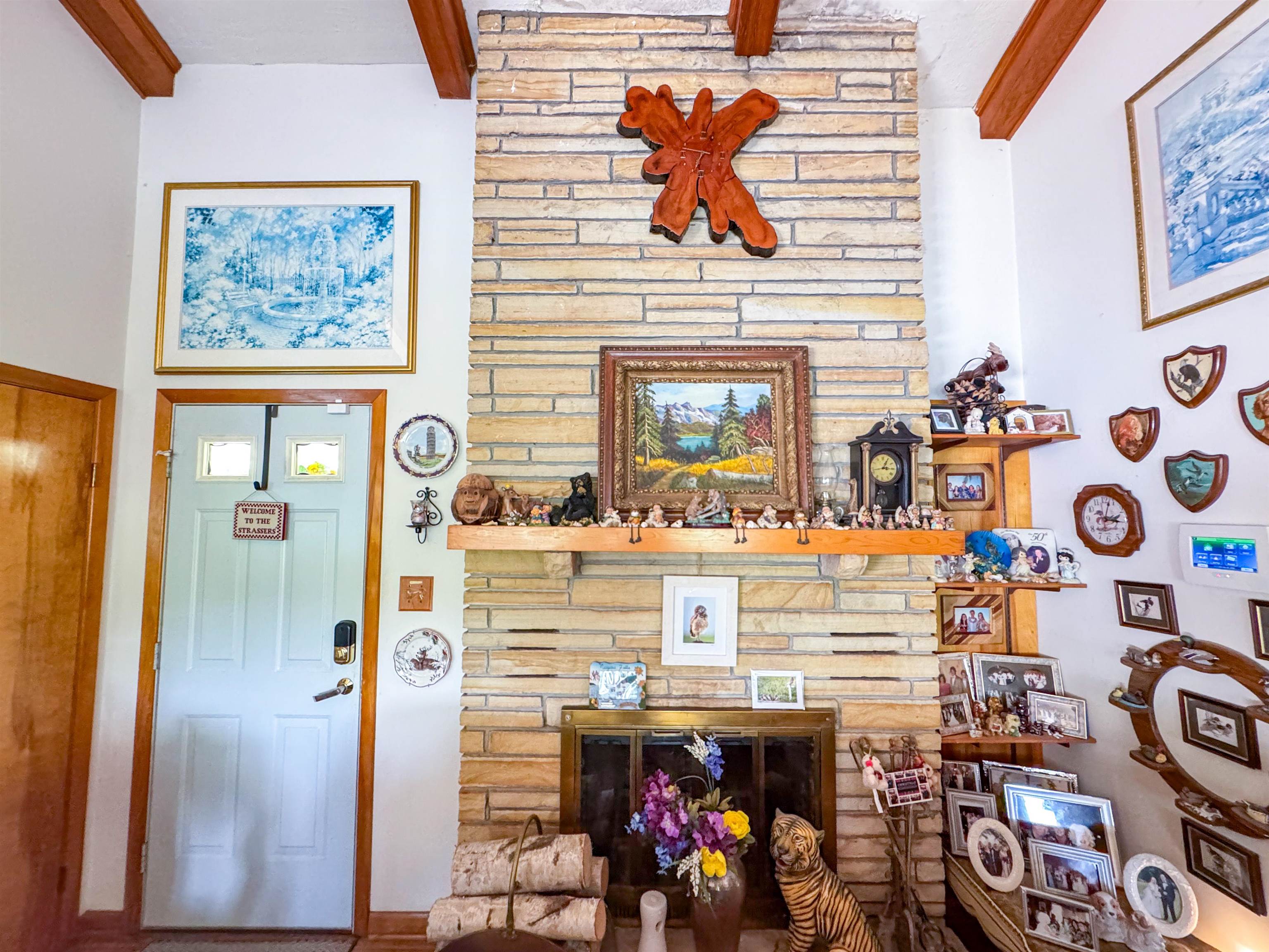 Thunderbird Second - Residential