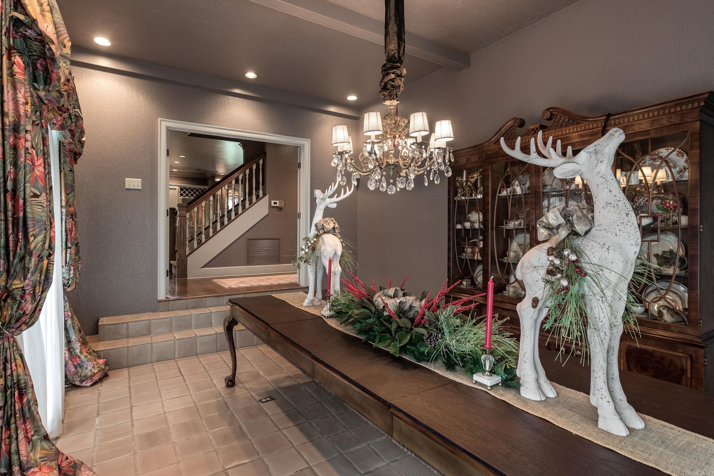 JOHNSON GLEN RANCH - Residential