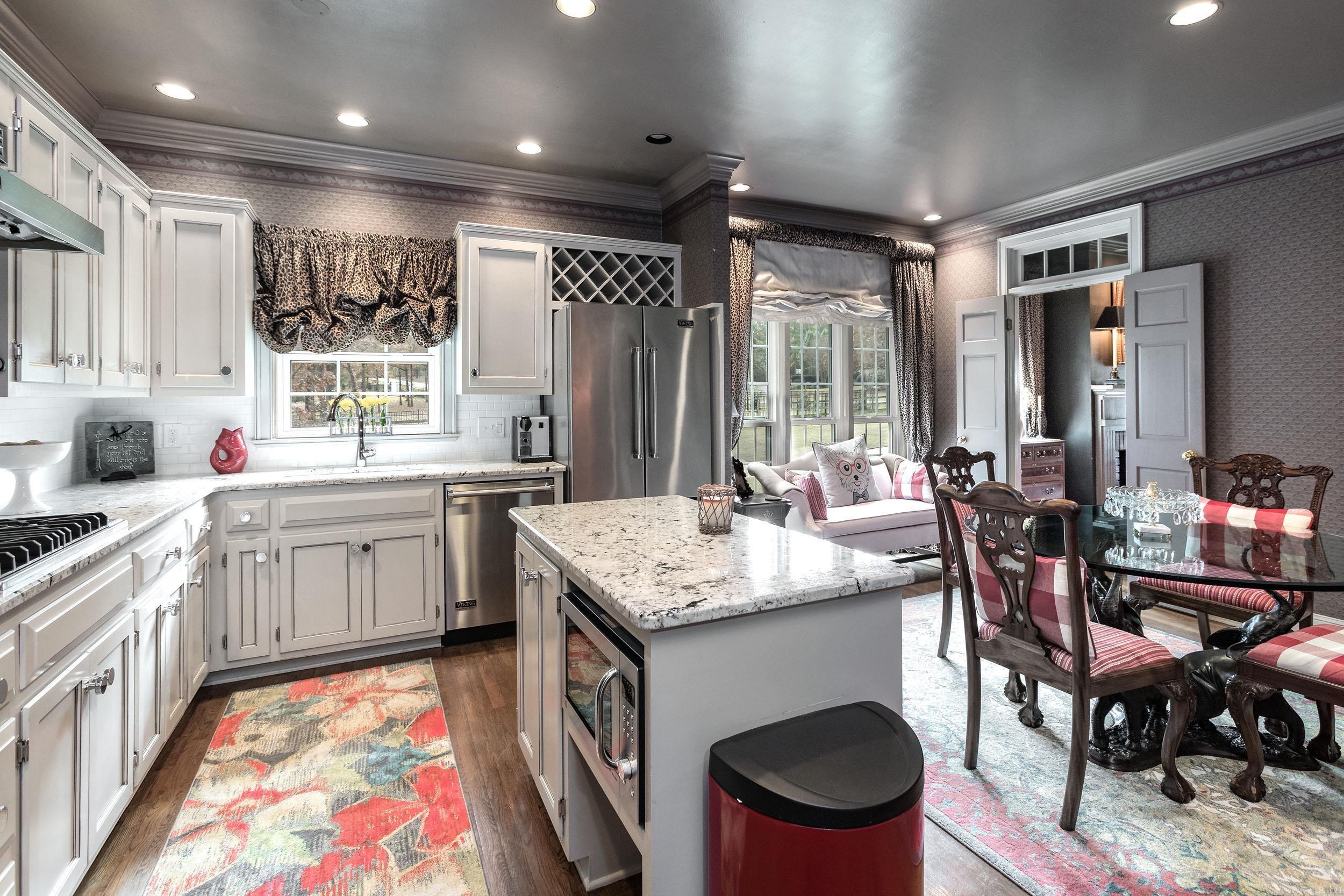 JOHNSON GLEN RANCH - Residential