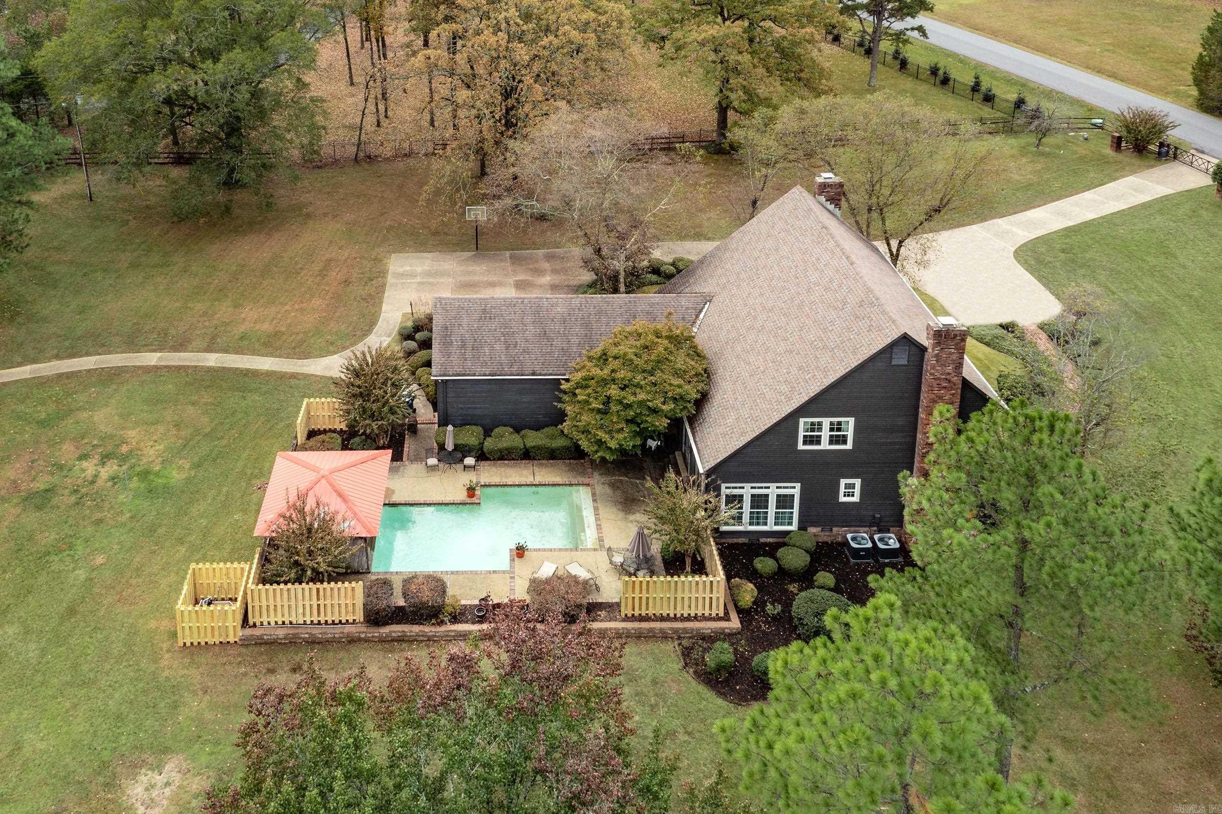 JOHNSON GLEN RANCH - Residential