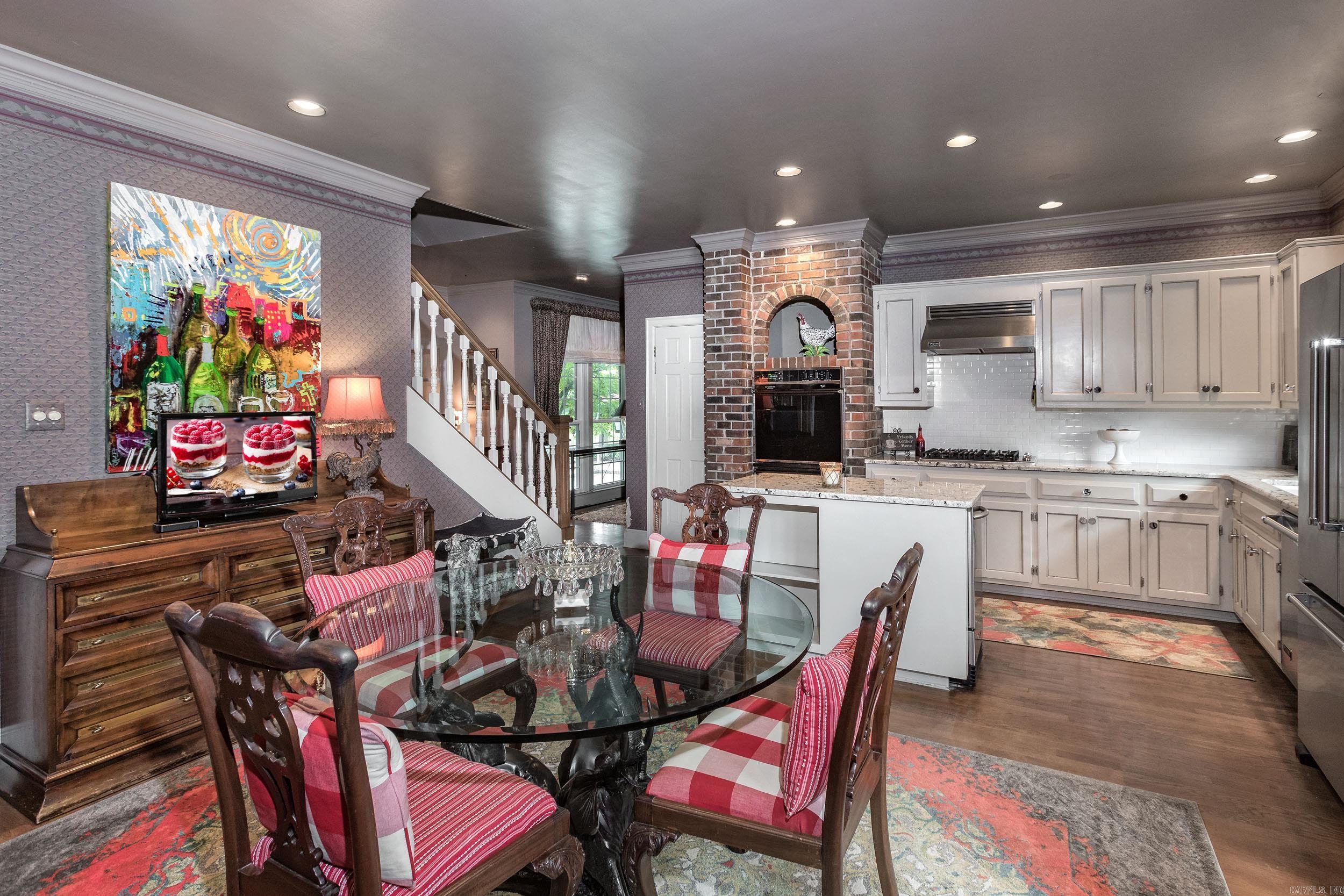 JOHNSON GLEN RANCH - Residential