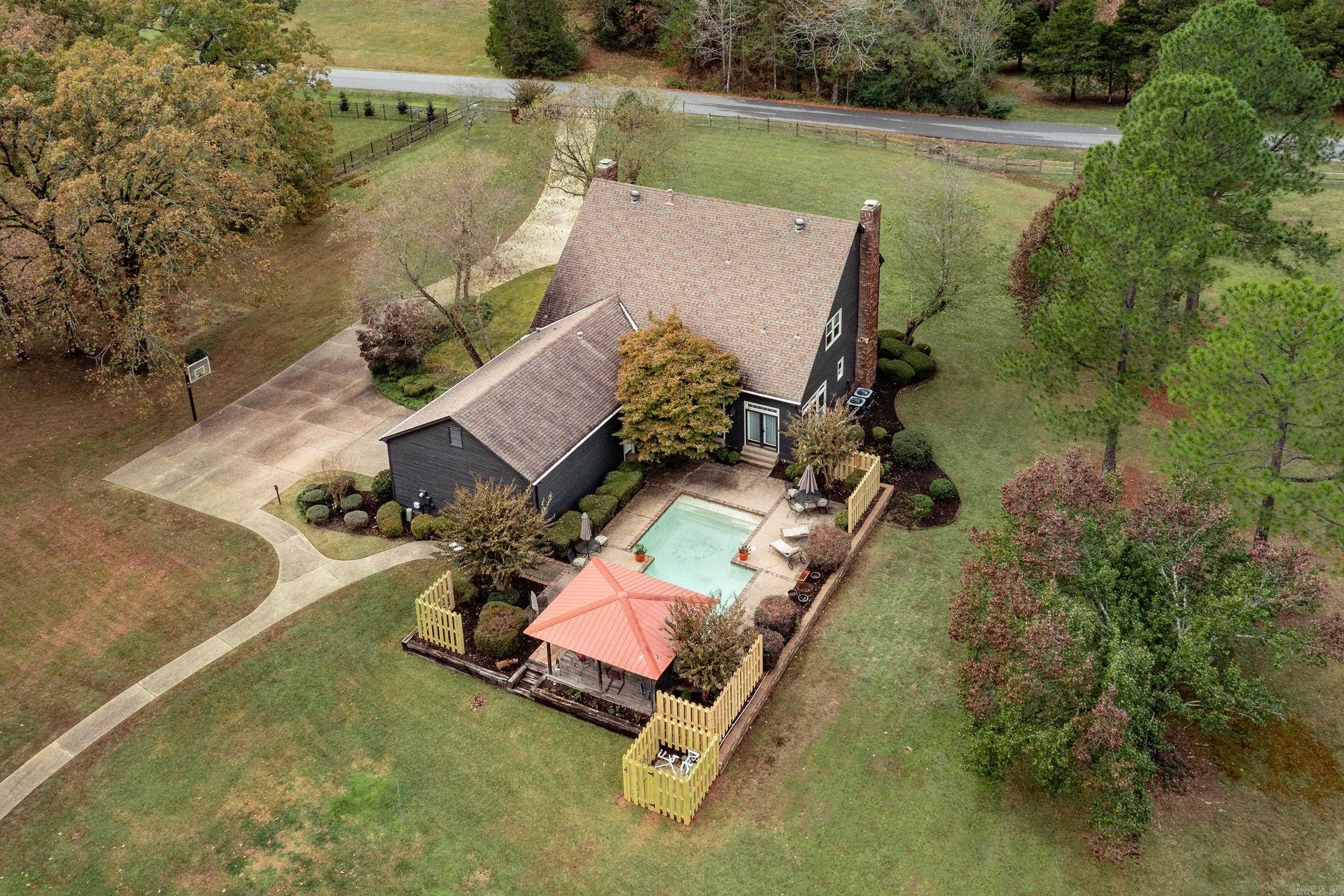 JOHNSON GLEN RANCH - Residential