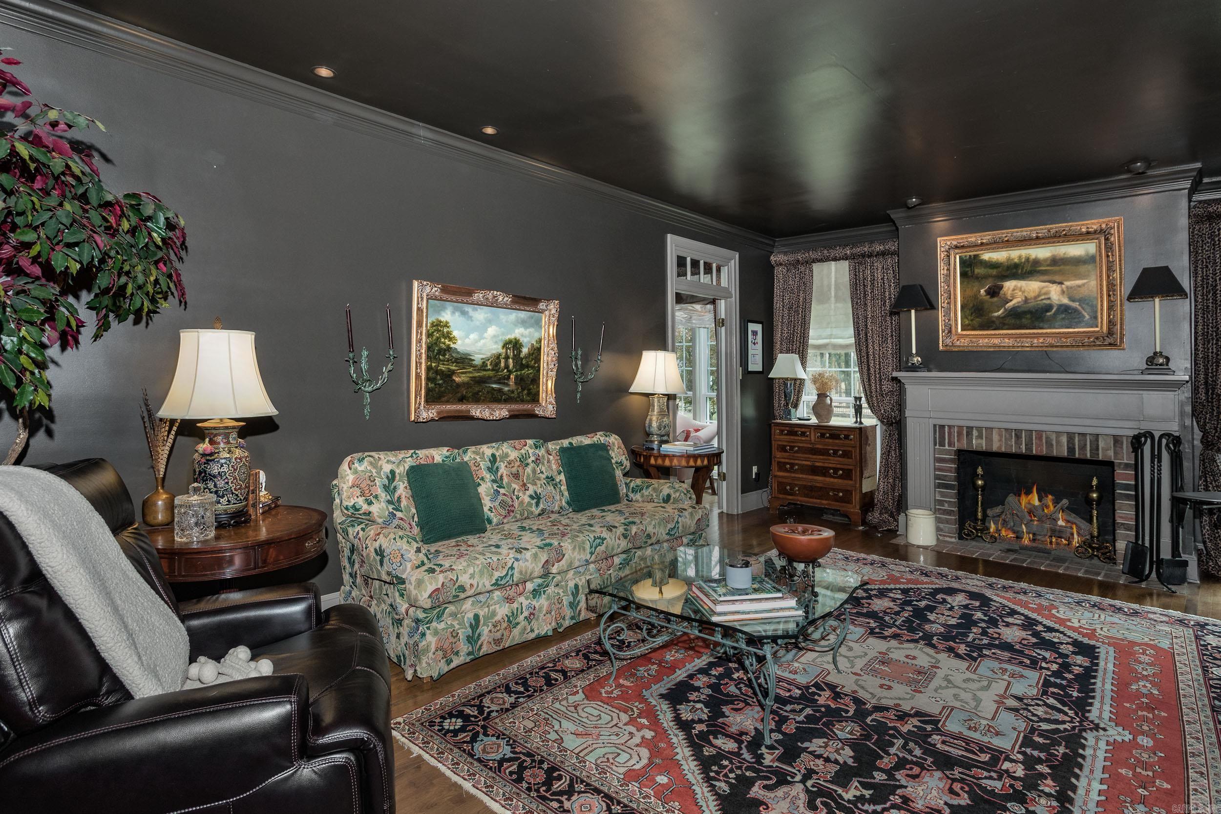 JOHNSON GLEN RANCH - Residential