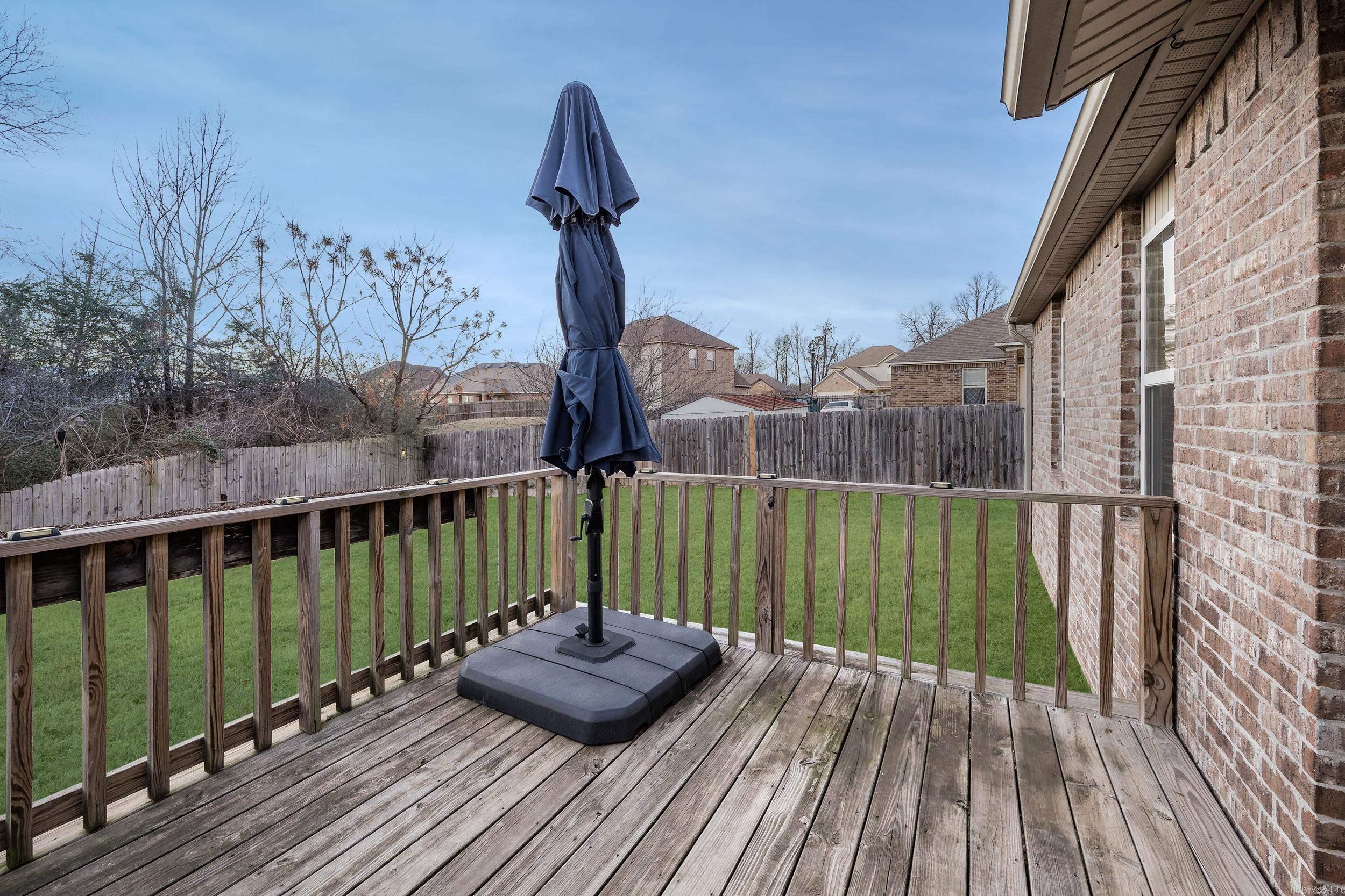 EMERALD MOUNTAIN - Residential