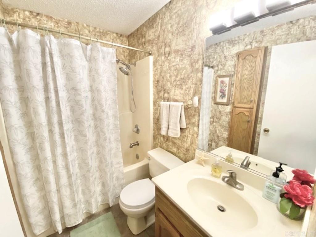 CAMBRIDGE COURT - Residential