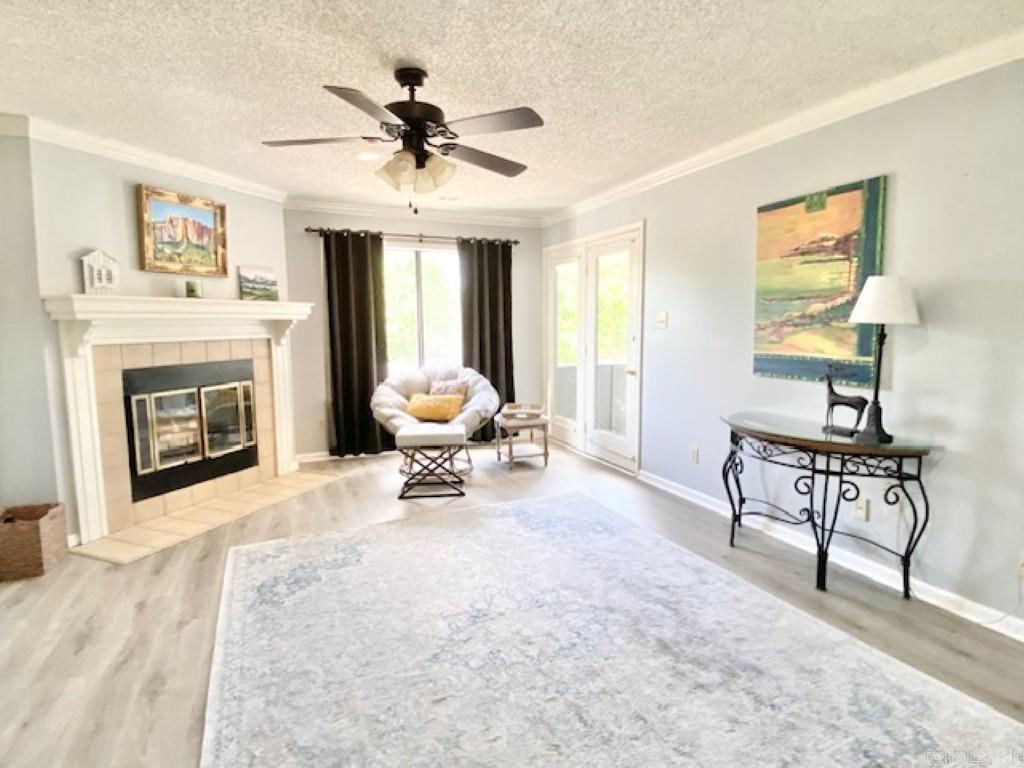 CAMBRIDGE COURT - Residential