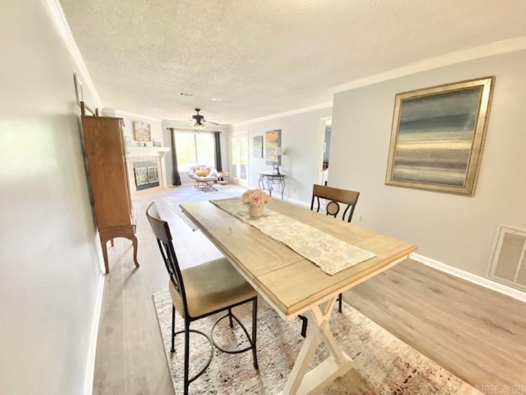 CAMBRIDGE COURT - Residential