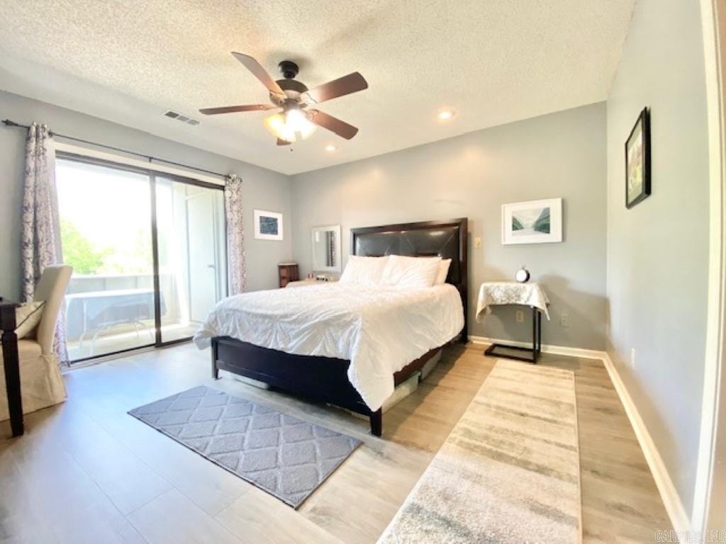 CAMBRIDGE COURT - Residential