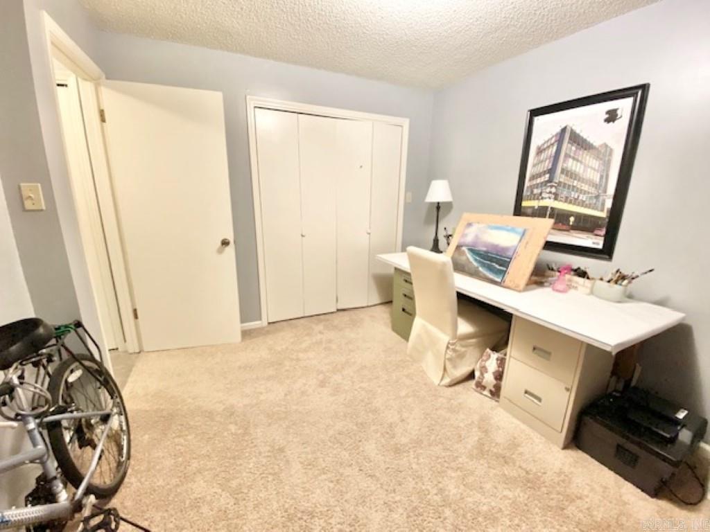 CAMBRIDGE COURT - Residential