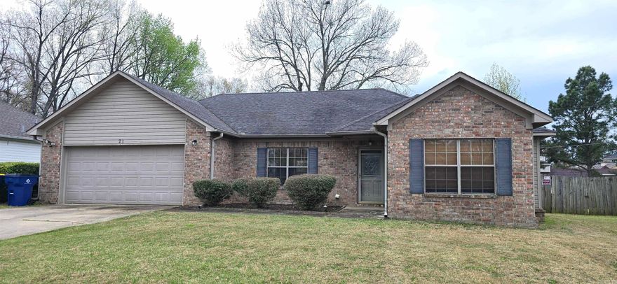 MUST SEE! Beautiful 4 bedroom/2 bathroom All Electric home in Cabot. Near community Park with ponds, trails, playgrounds, and more. Convenient to Everything. Kitchen is furnished with stainless steel appliances including Fridge, stove, microwave, dishwasher, and disposal. Electric fireplace. Carpet and tile floors throughout. Jetted tub and walk in shower. Walk in closet. Fenced backyard with large patio. 2 car garage.