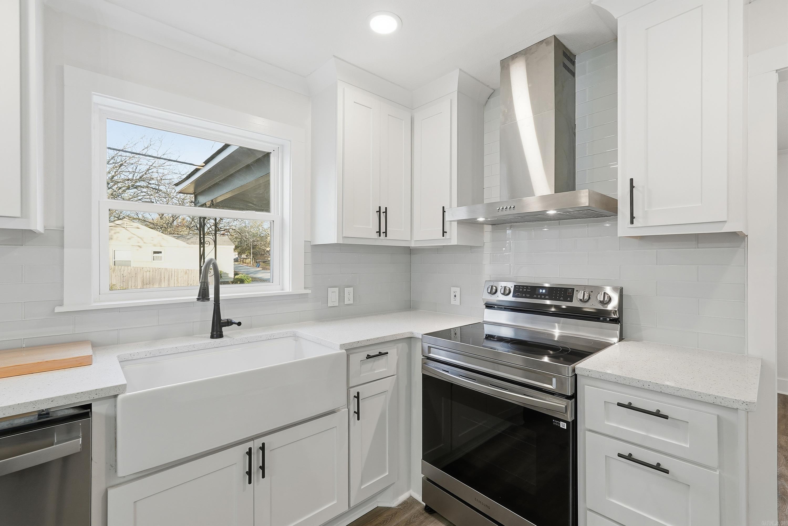 ENSCO PARKHILL - Residential