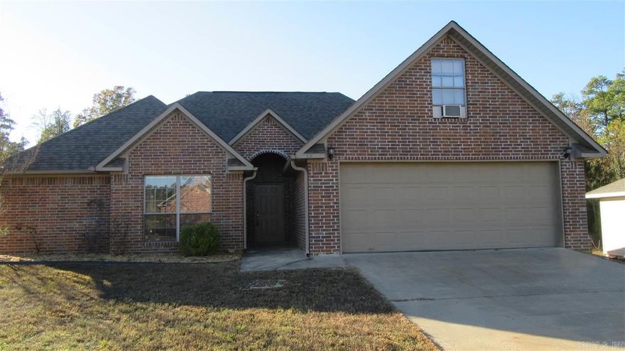 Nice 4 br 2 bath home in Bauxite Schools in Wisteria Vineyards. All on 1 level except 4th br or game room is upstairs. New Hardwood Laminate floors in great room, hall and master br!. Tall ceilings in great room and fireplace!  Carpet in all the brs and tile in kitchen, laundry room, entry/foyer, dining area and bathrooms. Small privacy fenced back yard on corner lot in great neighborhood! Only 2 blocks from Elementary School and half mile to JR & Sr HS! Whirlpool in Master. Dbl Gar. All elect.  $1295/mo.