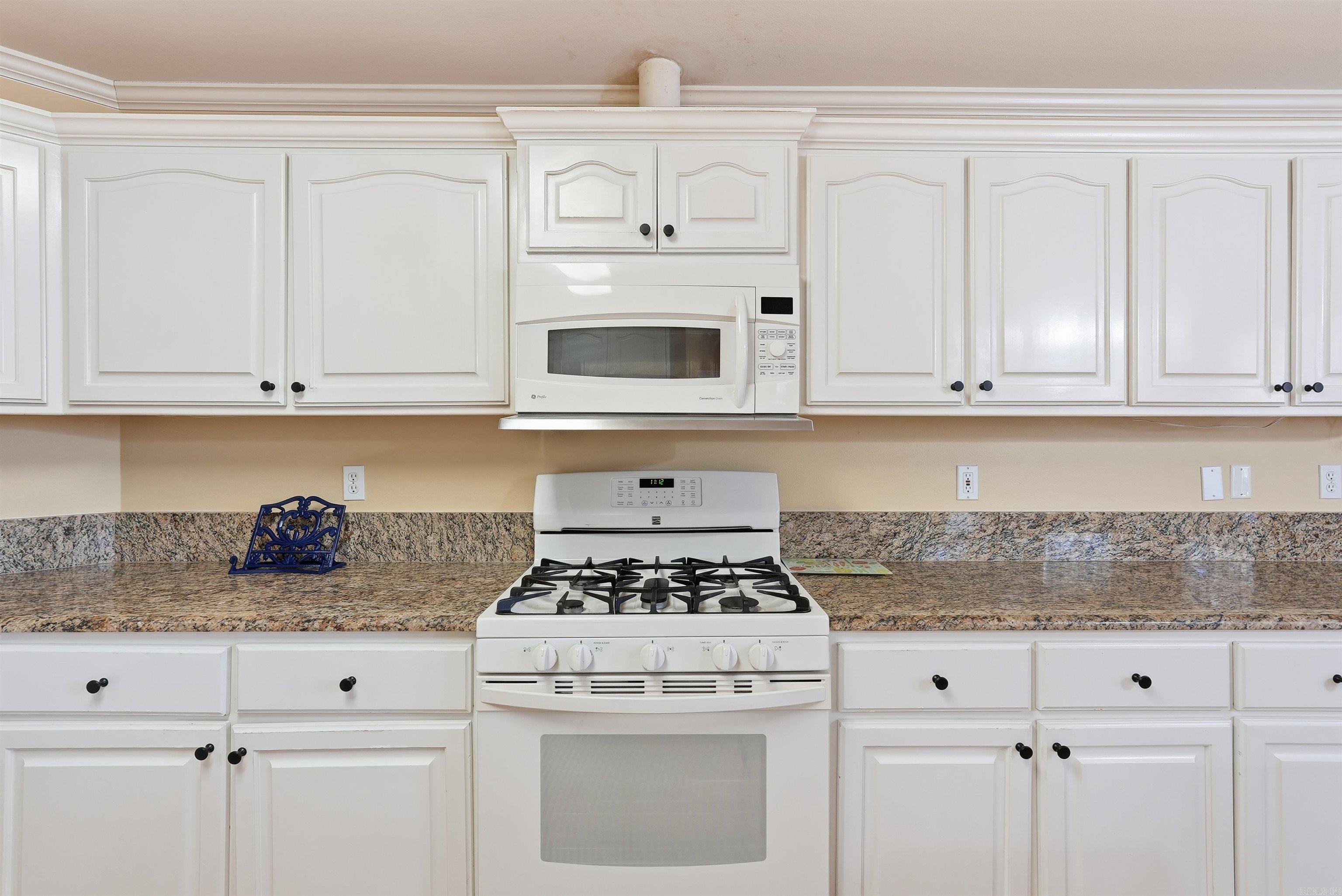 THE HILLS - Residential