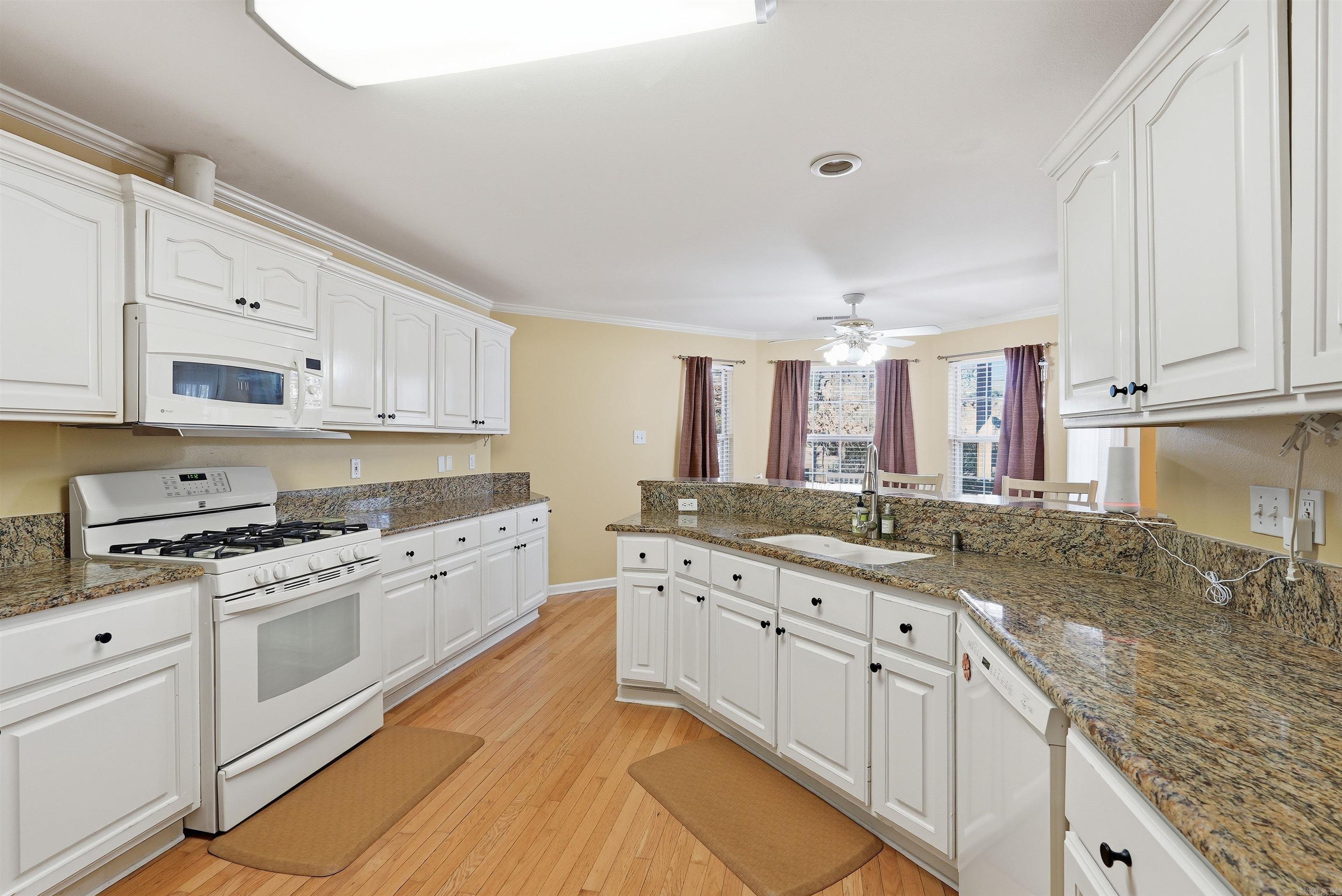 THE HILLS - Residential