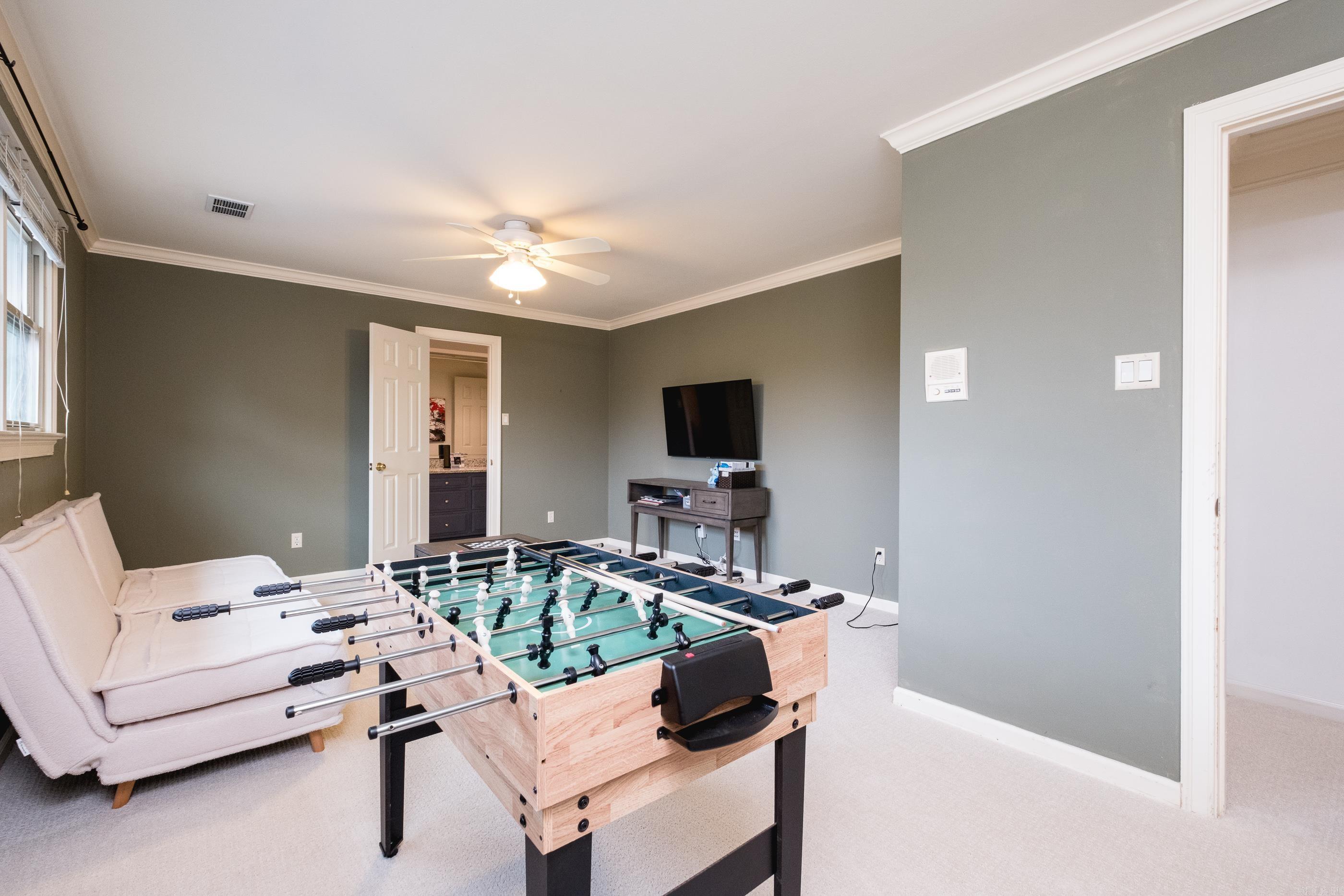 LONGLEA - Residential