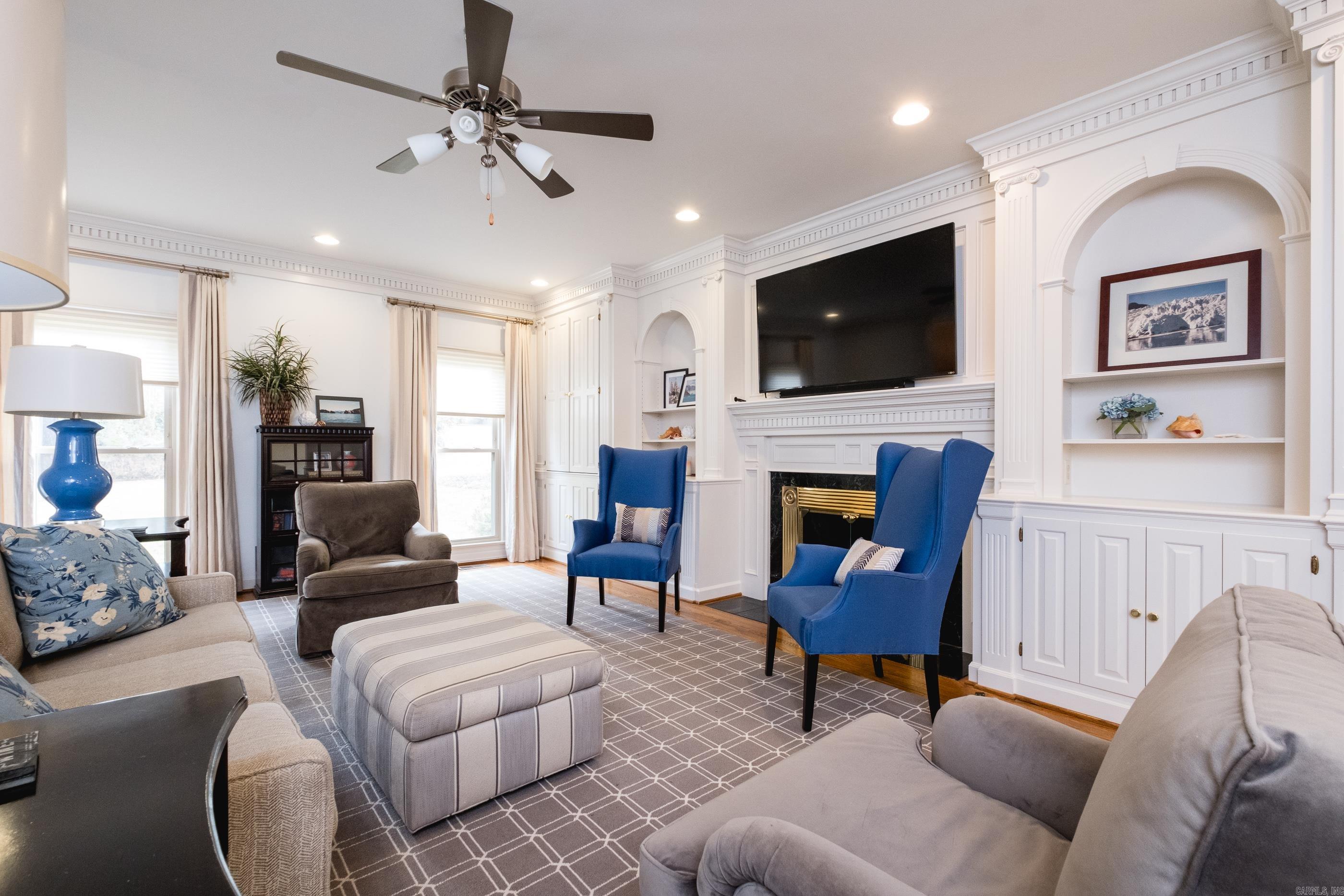 LONGLEA - Residential