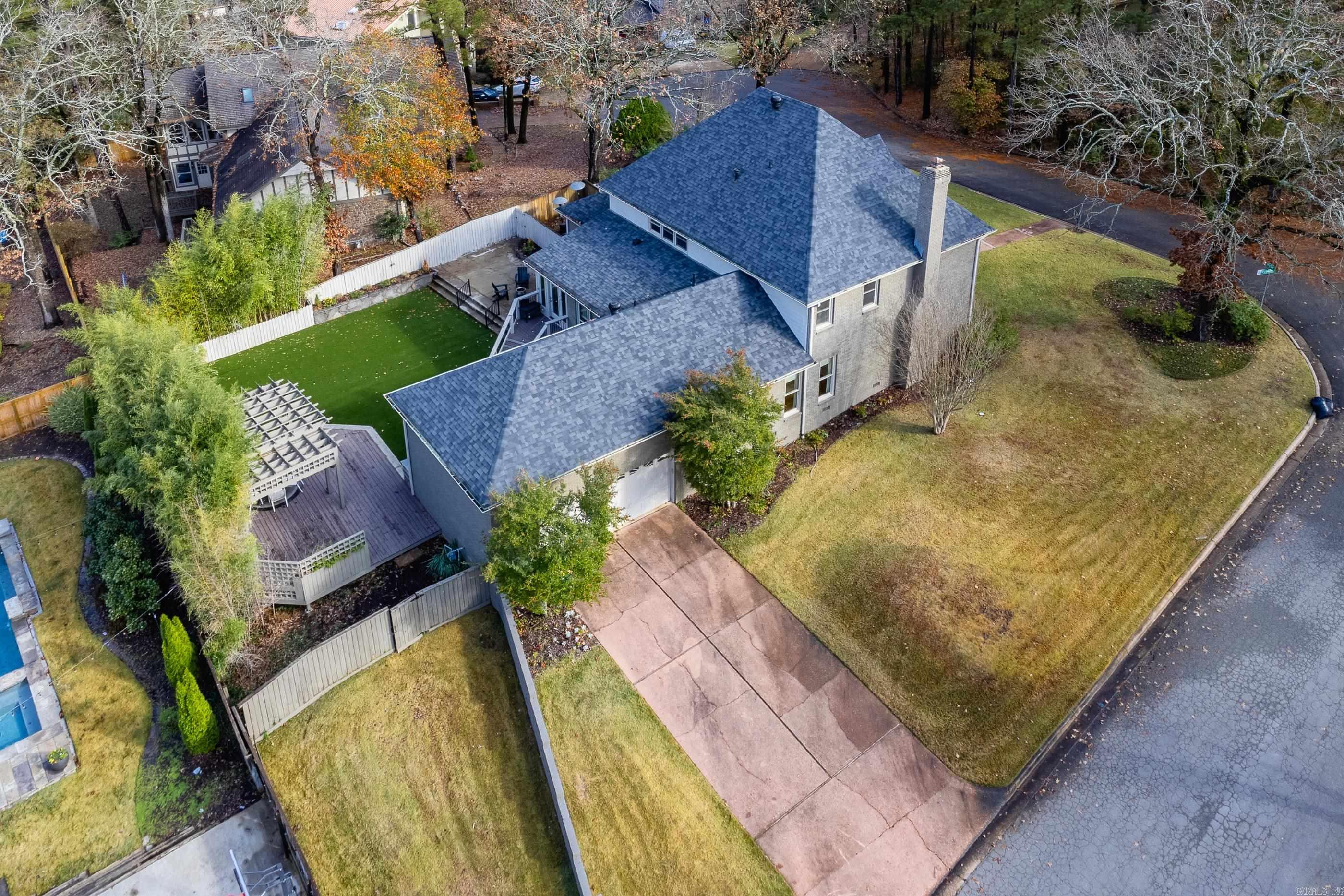 LONGLEA - Residential