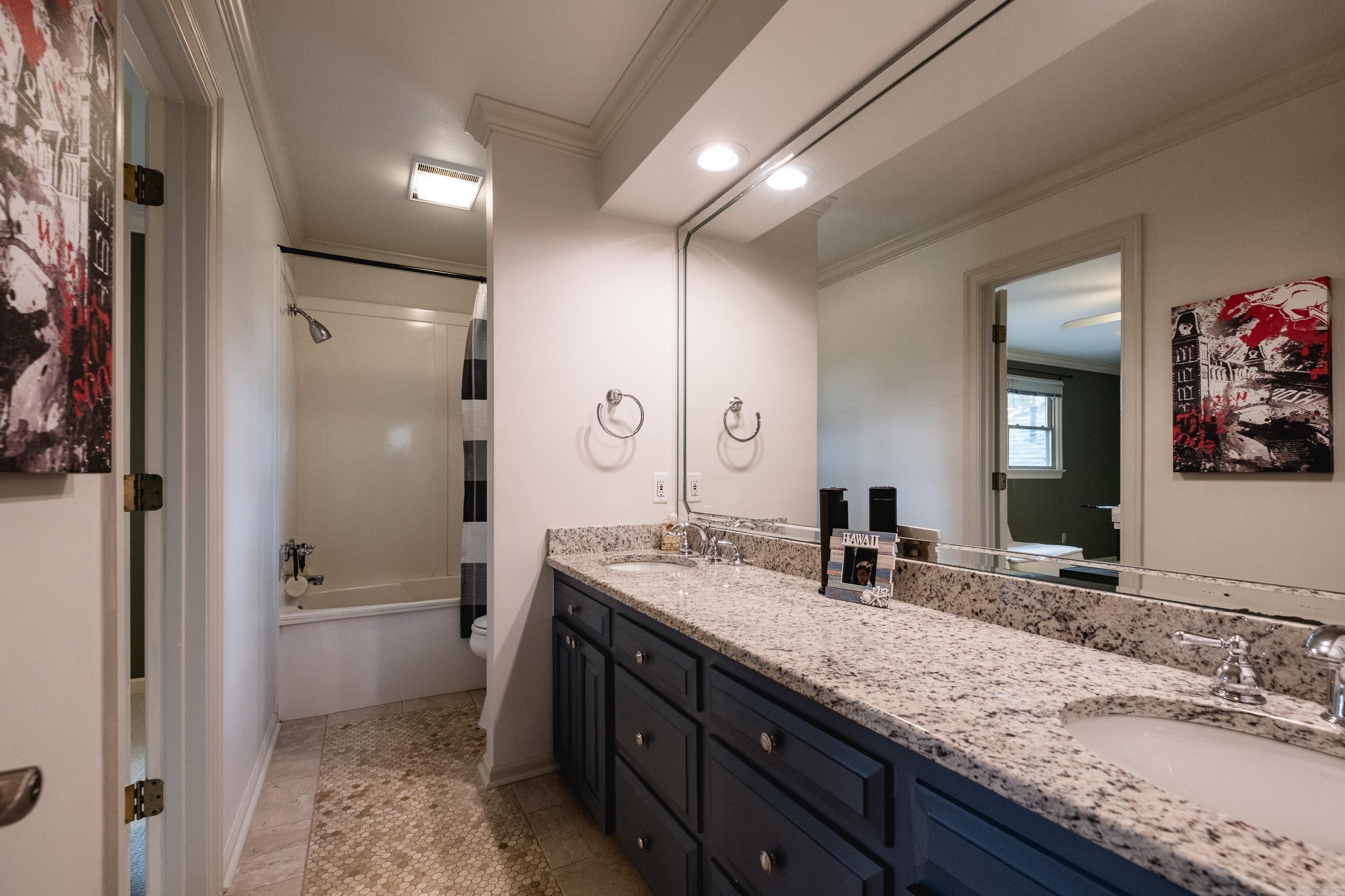 LONGLEA - Residential