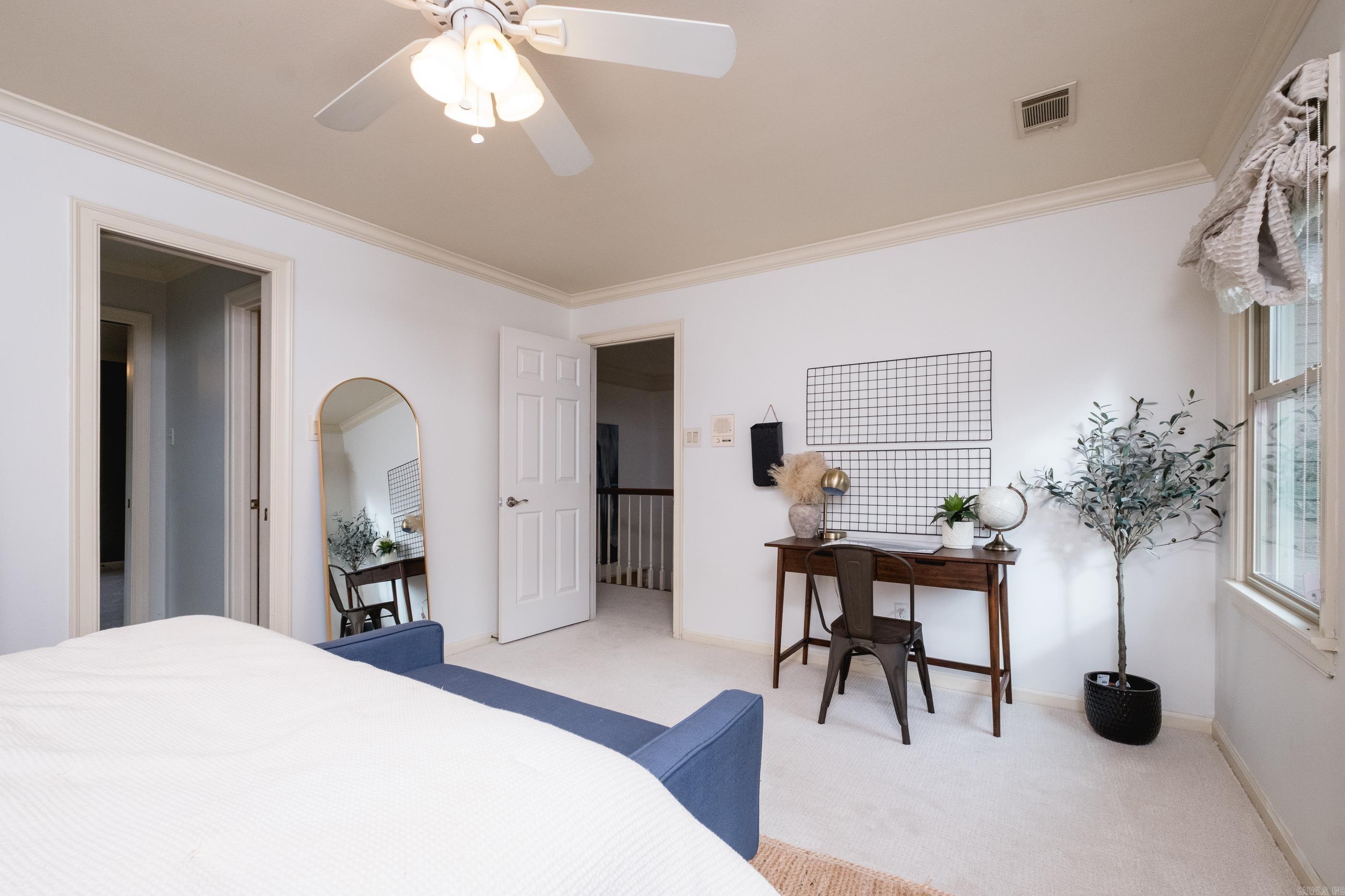 LONGLEA - Residential