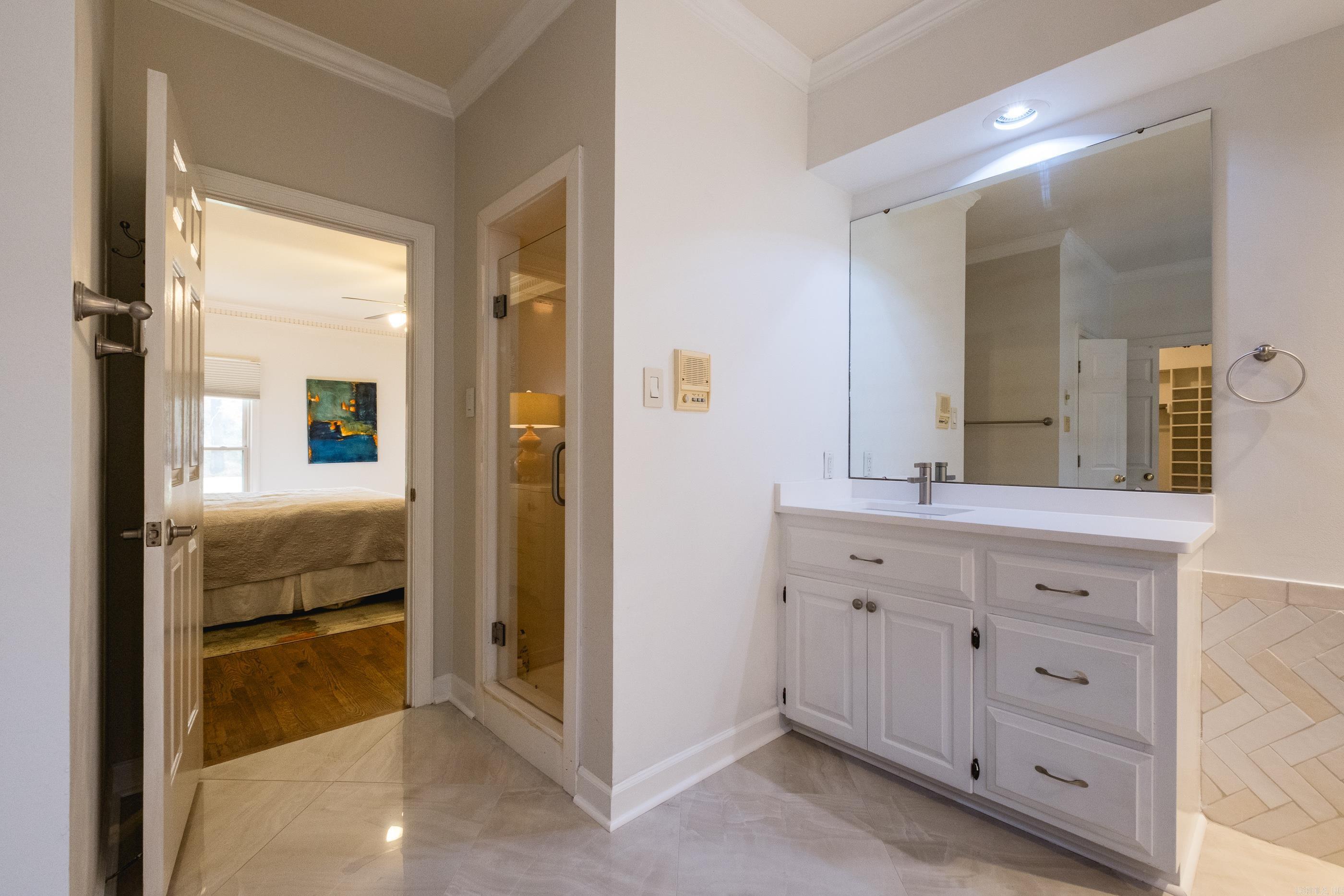 LONGLEA - Residential