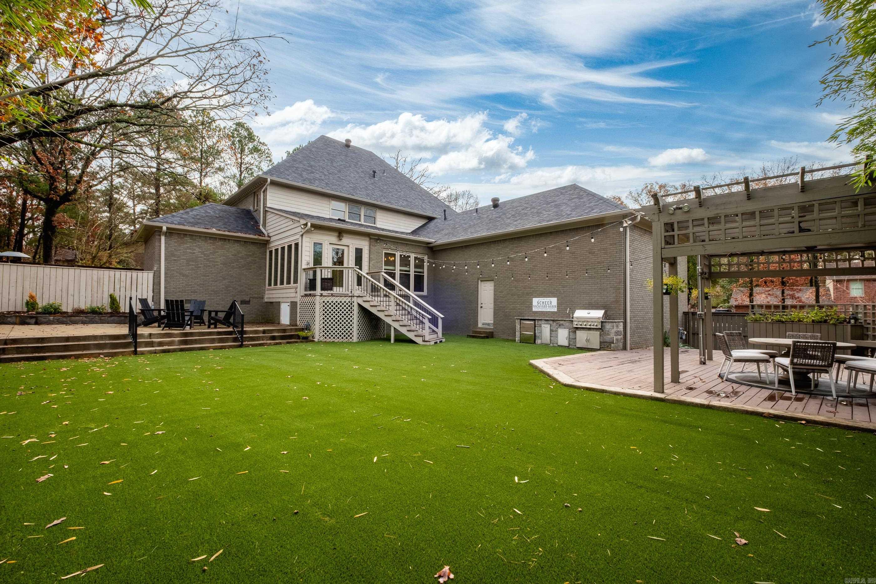 LONGLEA - Residential