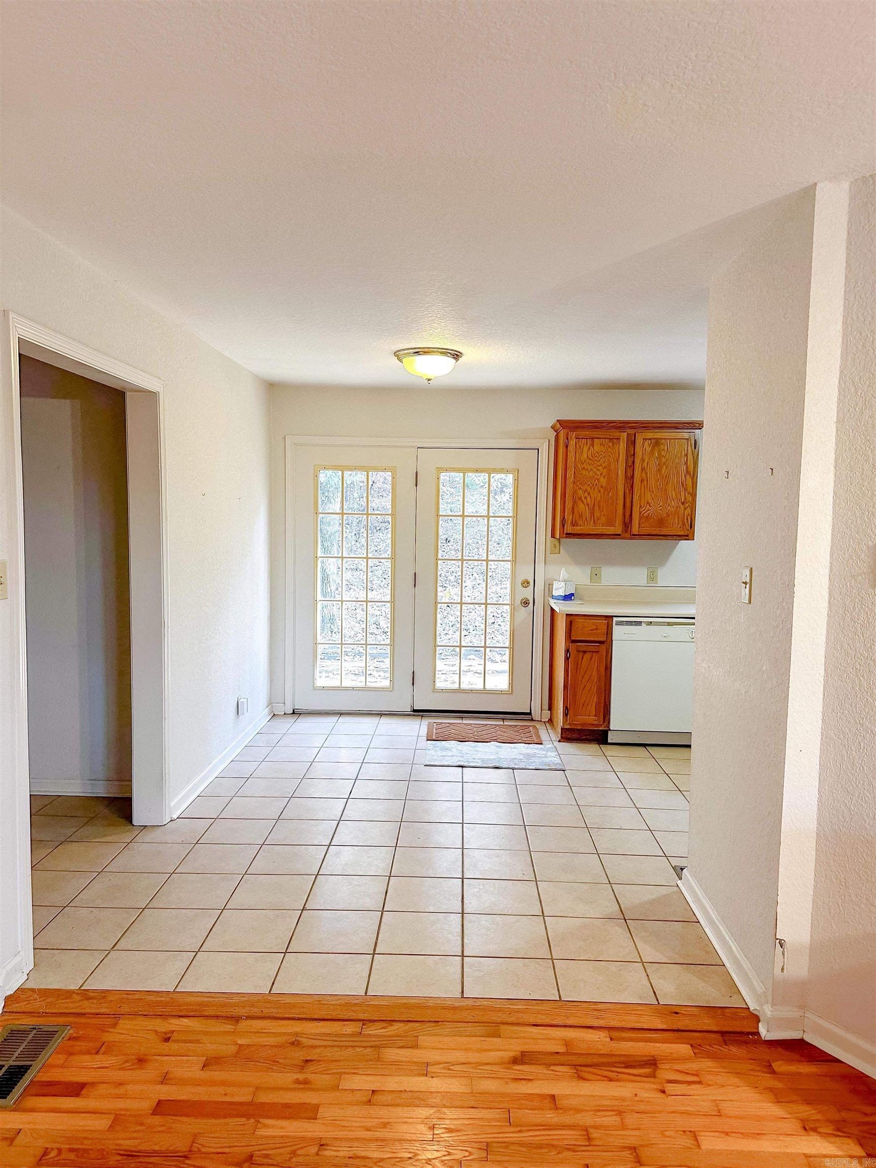 SHORE ACRES - Residential