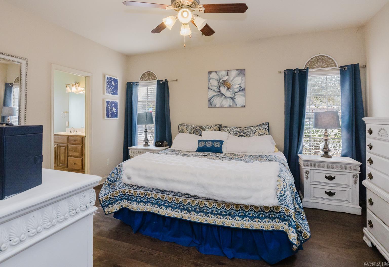 OAK GLENN - Residential