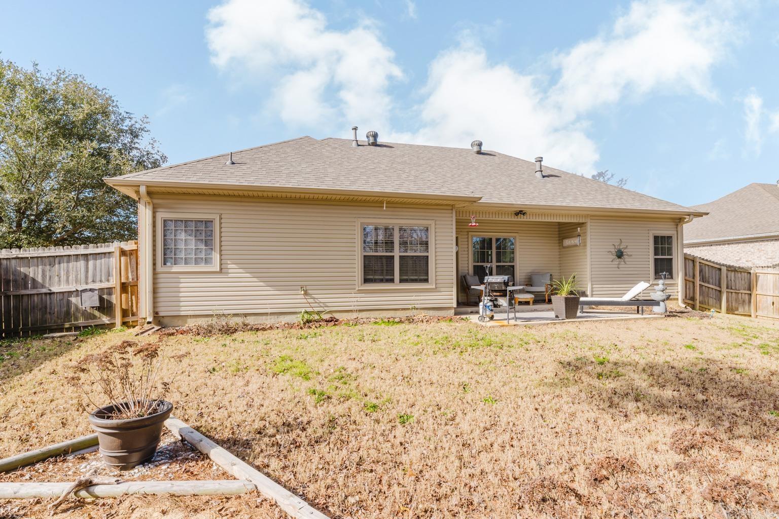 OAK GLENN - Residential