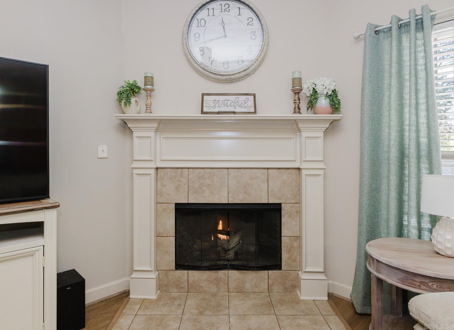 OAK GLENN - Residential