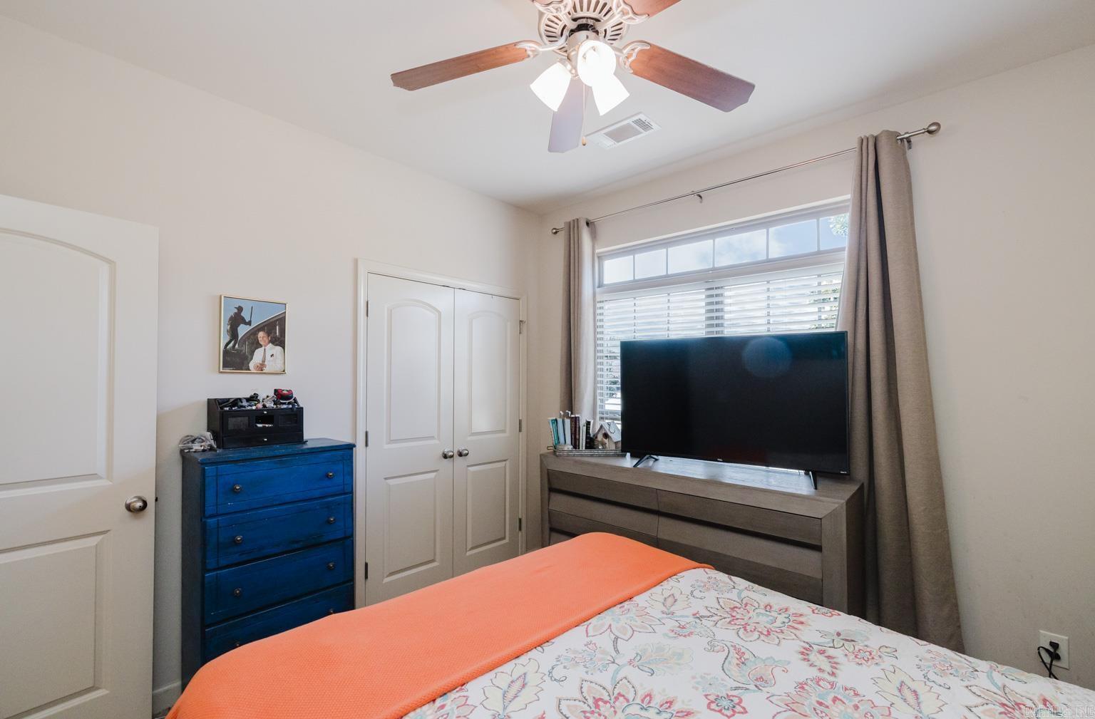 OAK GLENN - Residential