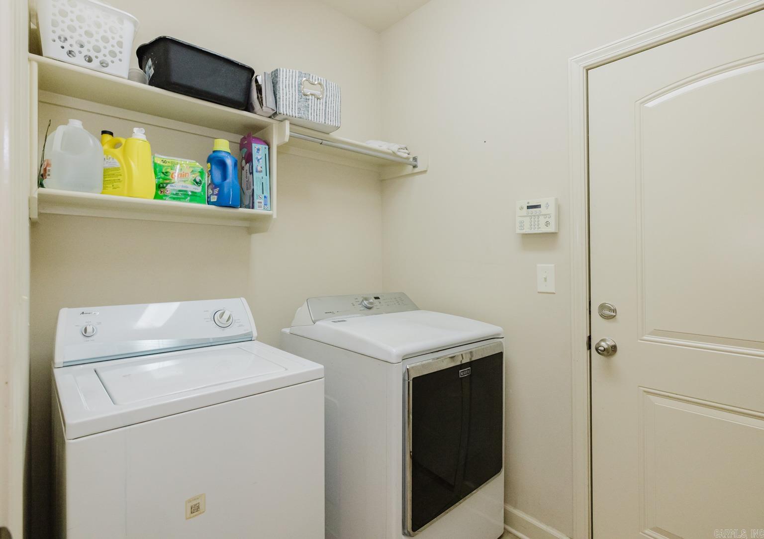 OAK GLENN - Residential