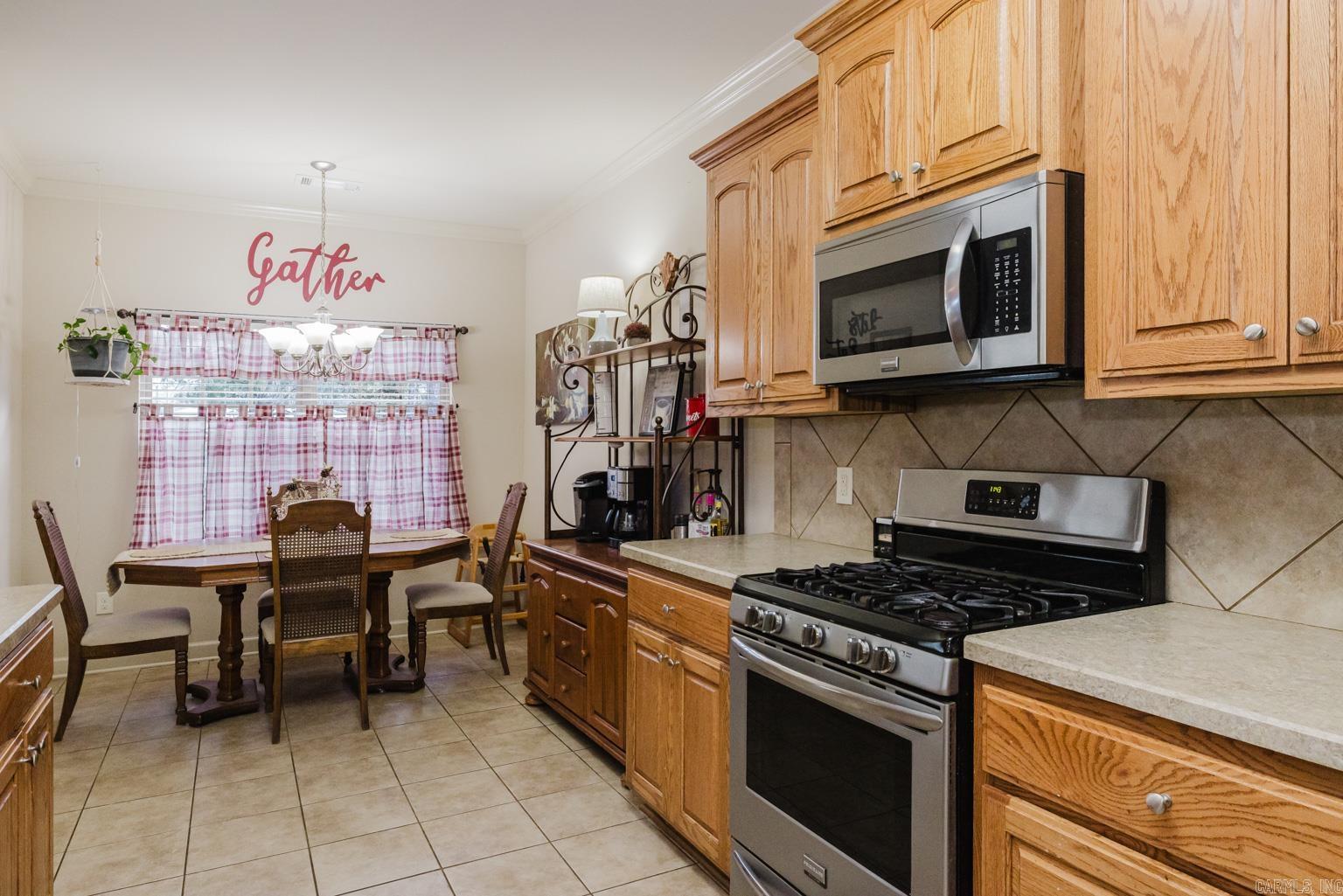 OAK GLENN - Residential