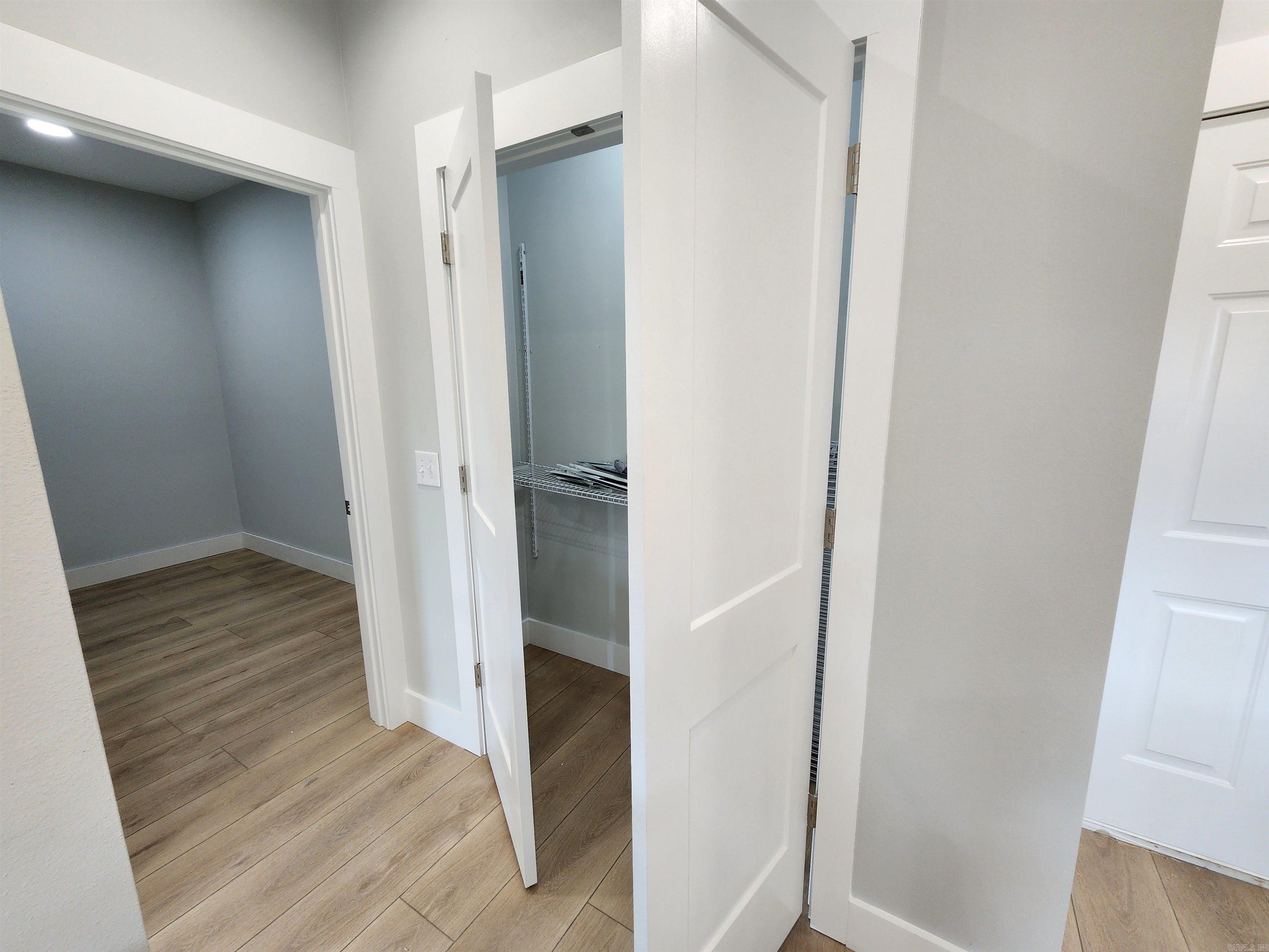 BAKER'S FIELD - Residential