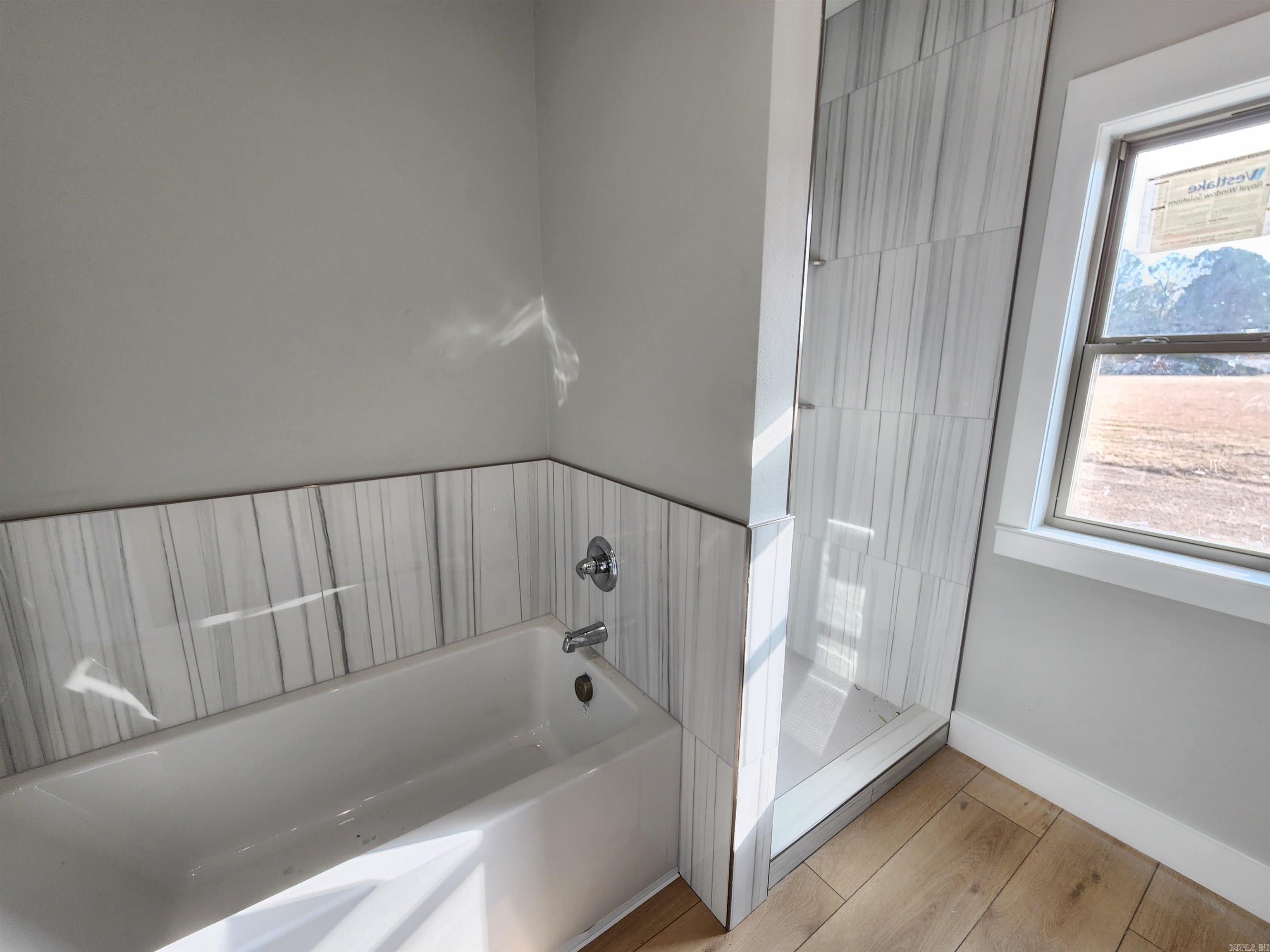 BAKER'S FIELD - Residential