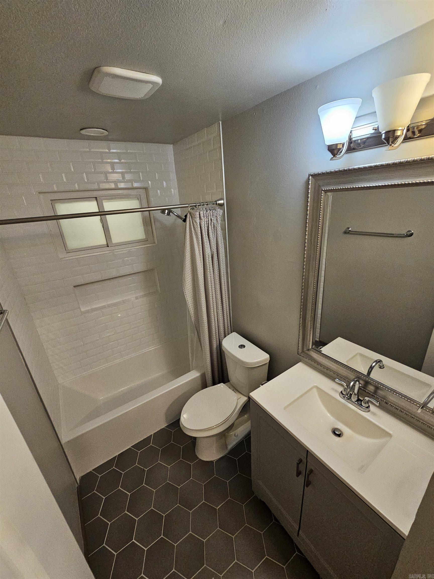 Lincoln Park - Residential Lease