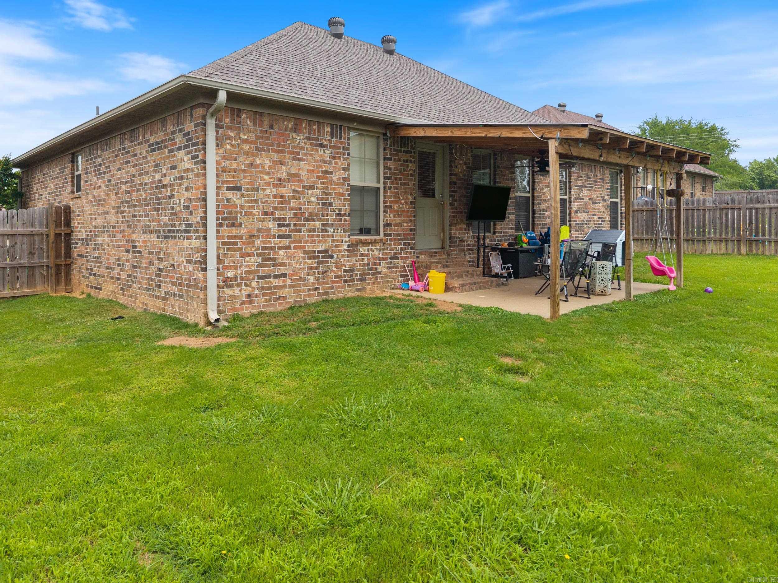 ALLI'S PLACE - Residential