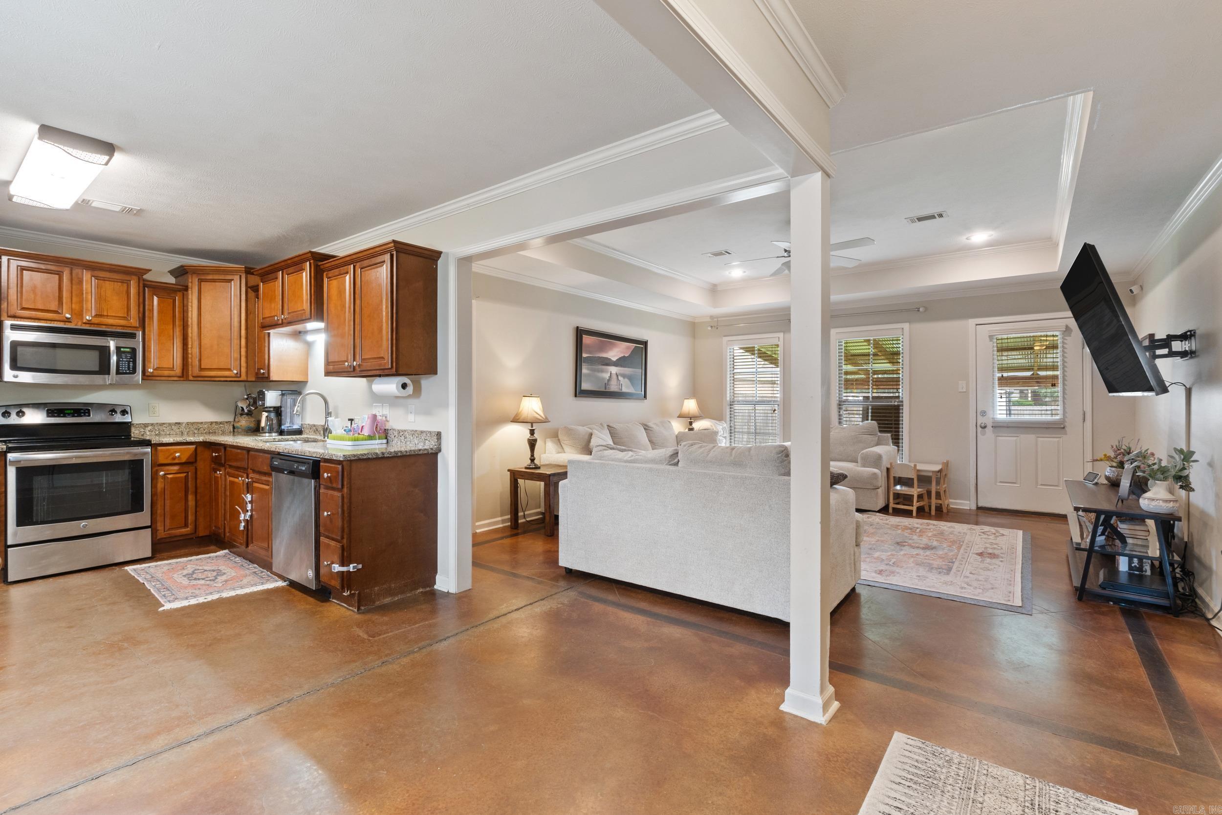 ALLI'S PLACE - Residential