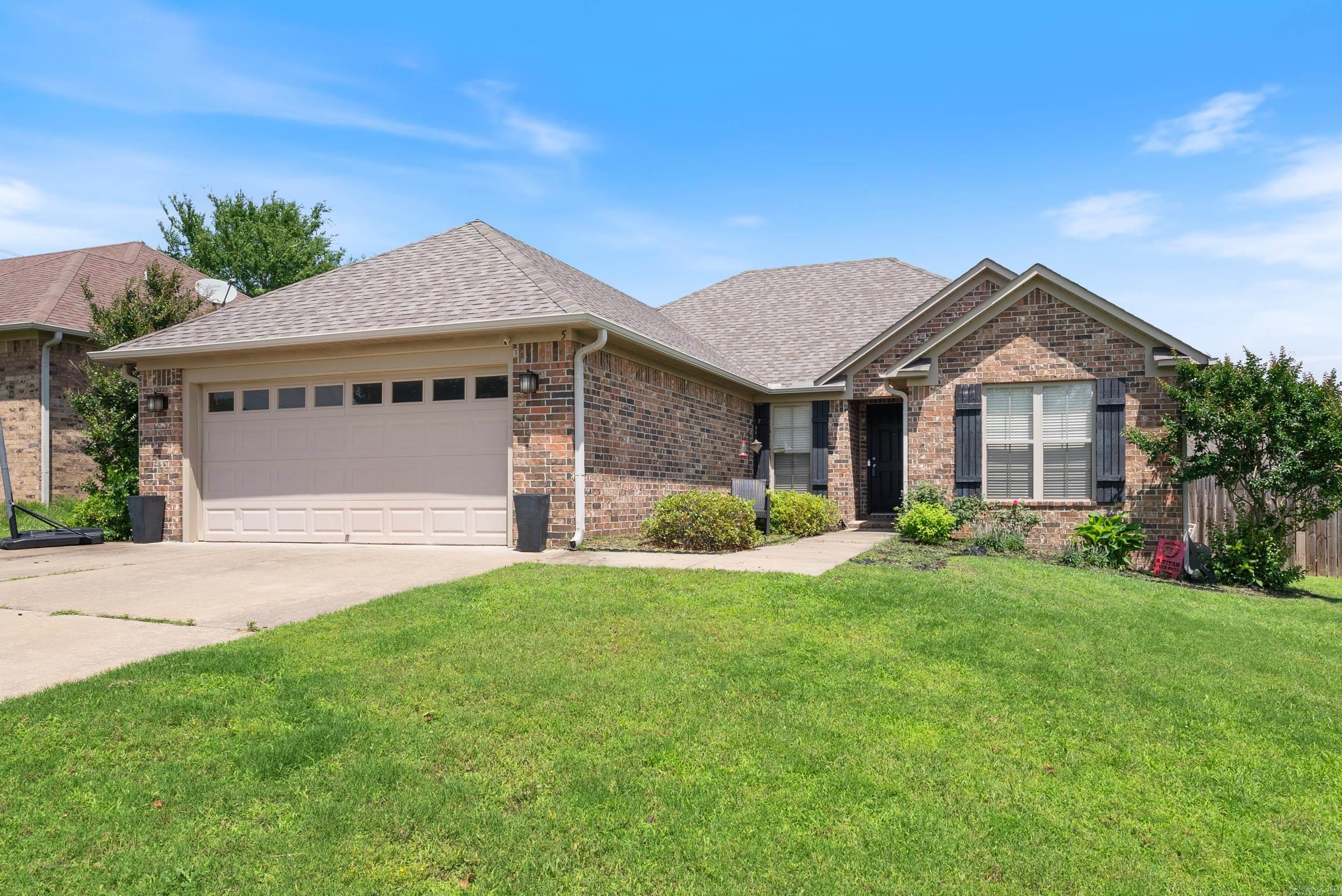 ALLI'S PLACE - Residential