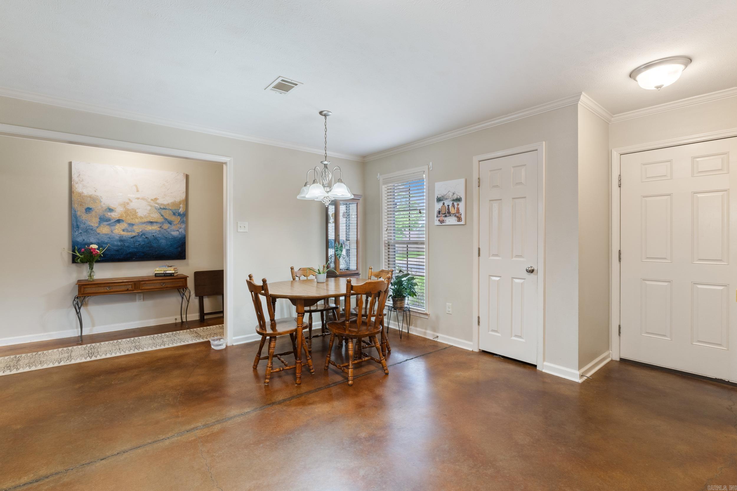 ALLI'S PLACE - Residential